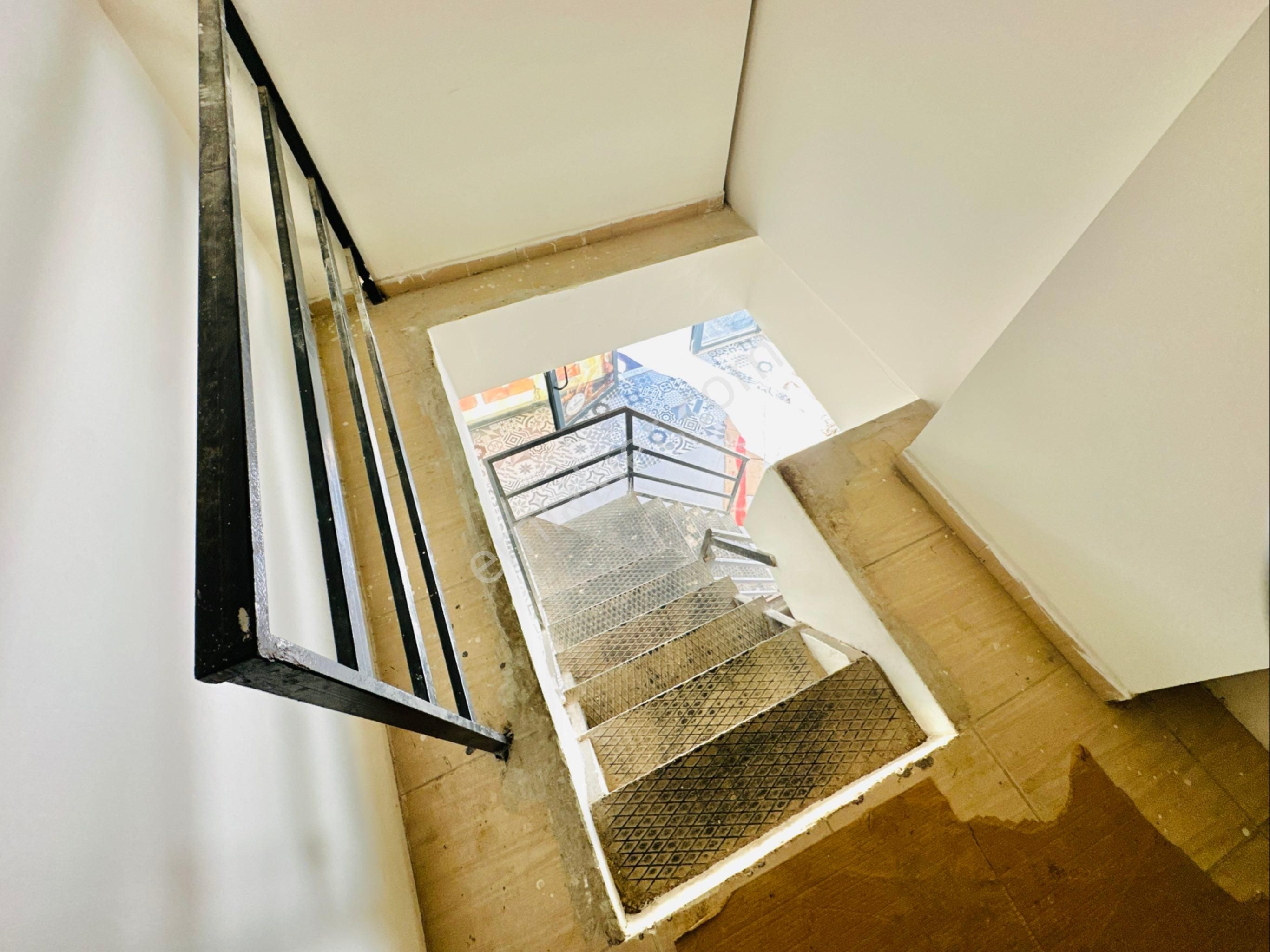 Kuzeyyaka Göksu Cd. Üzeri 360m2 Satılık Dükkan - Görsel 31