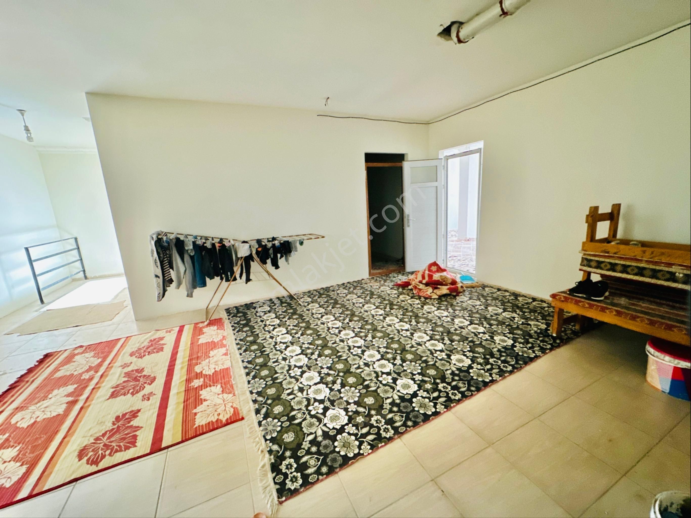 Kuzeyyaka Göksu Cd. Üzeri 360m2 Satılık Dükkan - Görsel 30