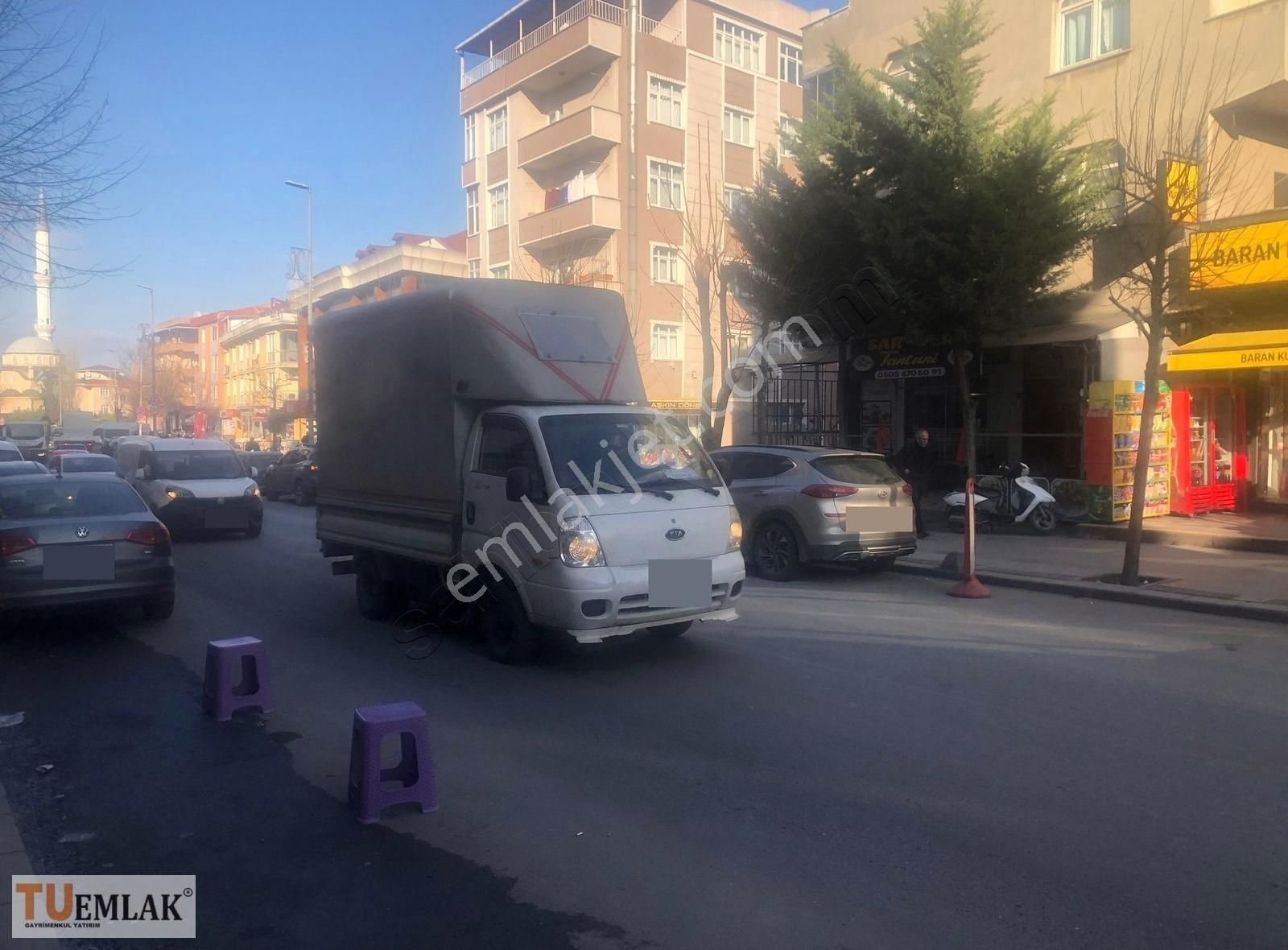 Sefaköy İnönü Maslak Çeşme Cad Üzeri Devren Satılık Giyim Magazı - Görsel 8