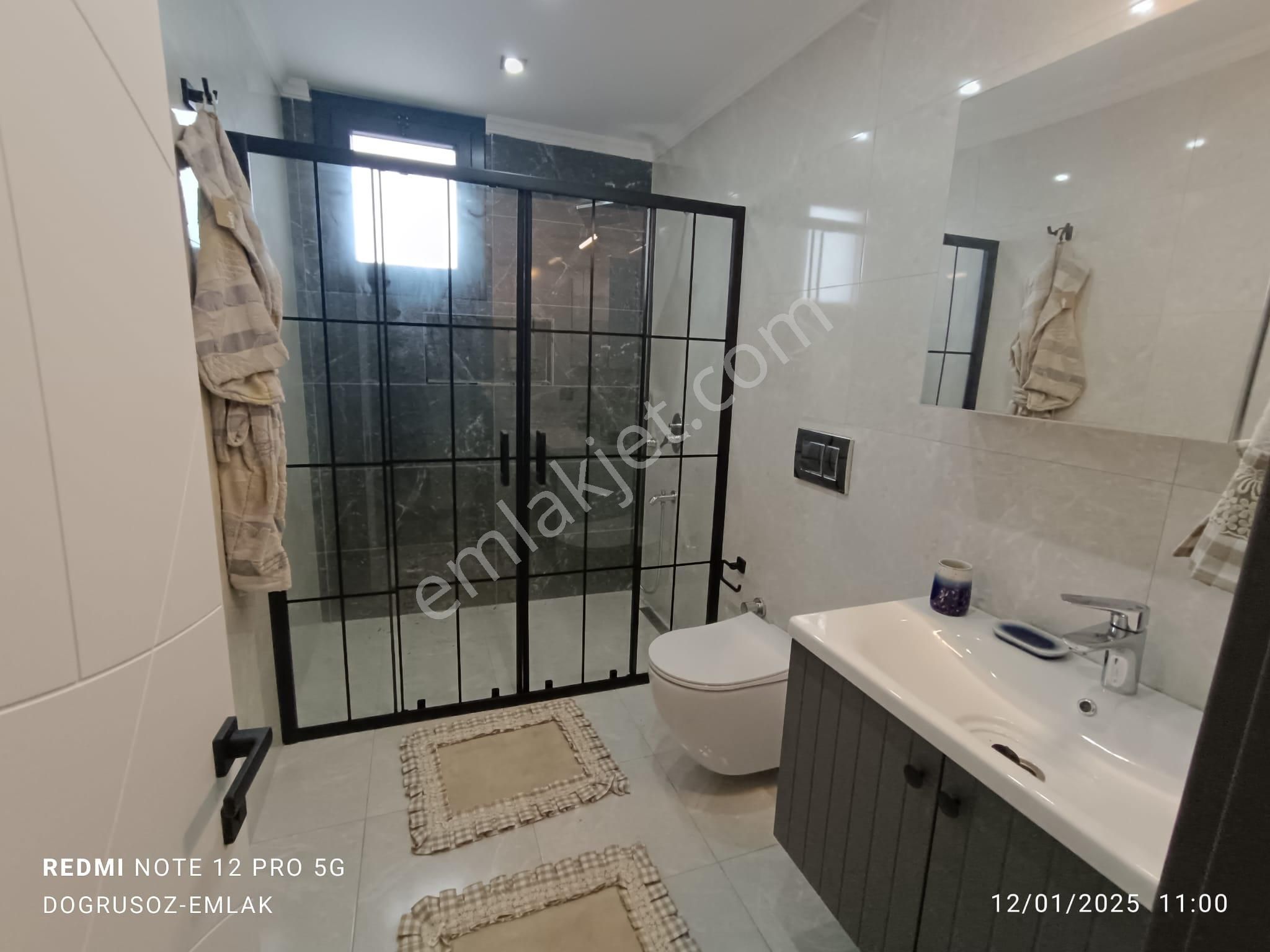 600 M2 Arsa İçinde Havuzlu Özel Otoparklı Tam Müstakil Tripleks Villa - Görsel 11