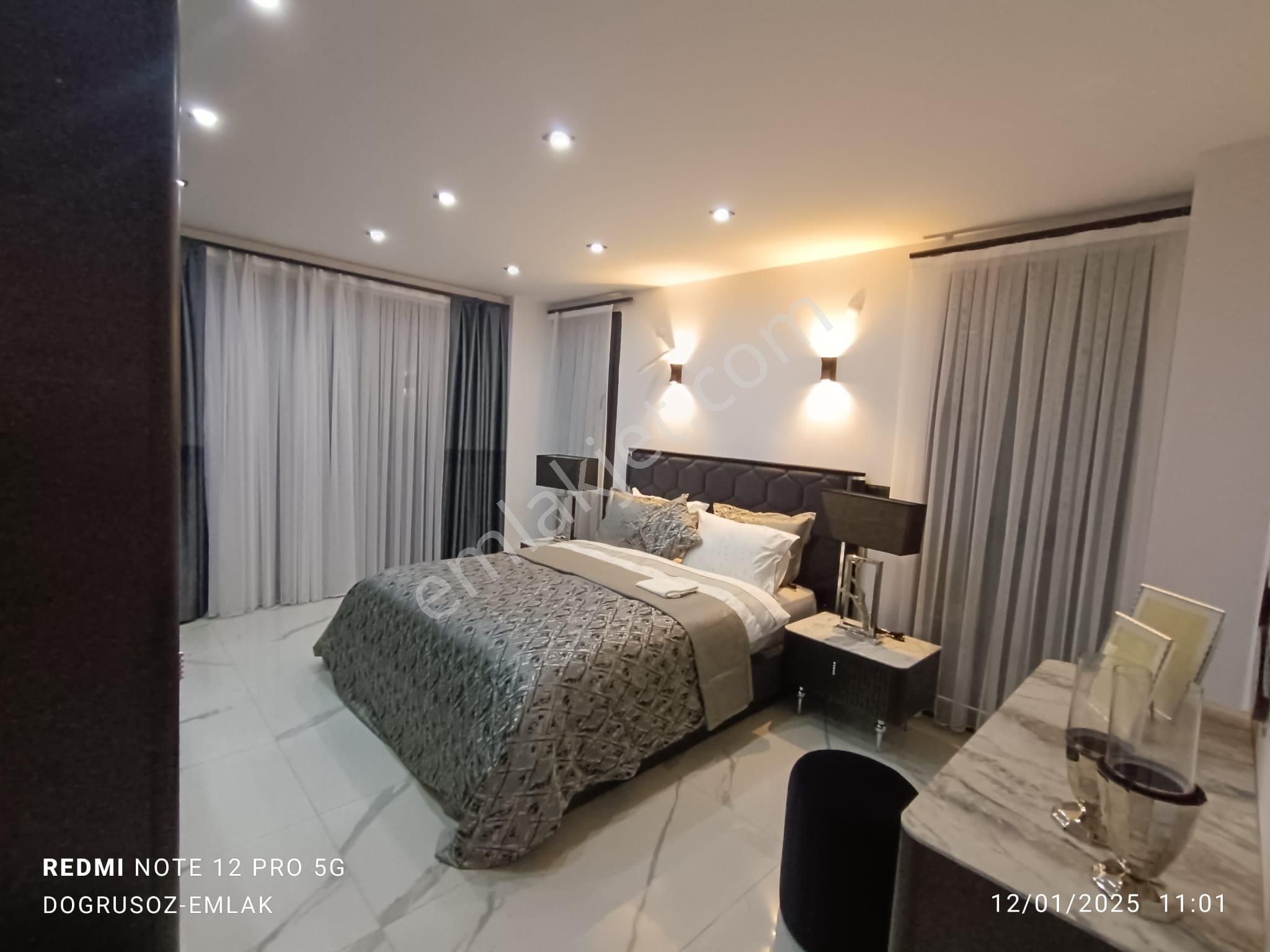 600 M2 Arsa İçinde Havuzlu Özel Otoparklı Tam Müstakil Tripleks Villa - Görsel 14