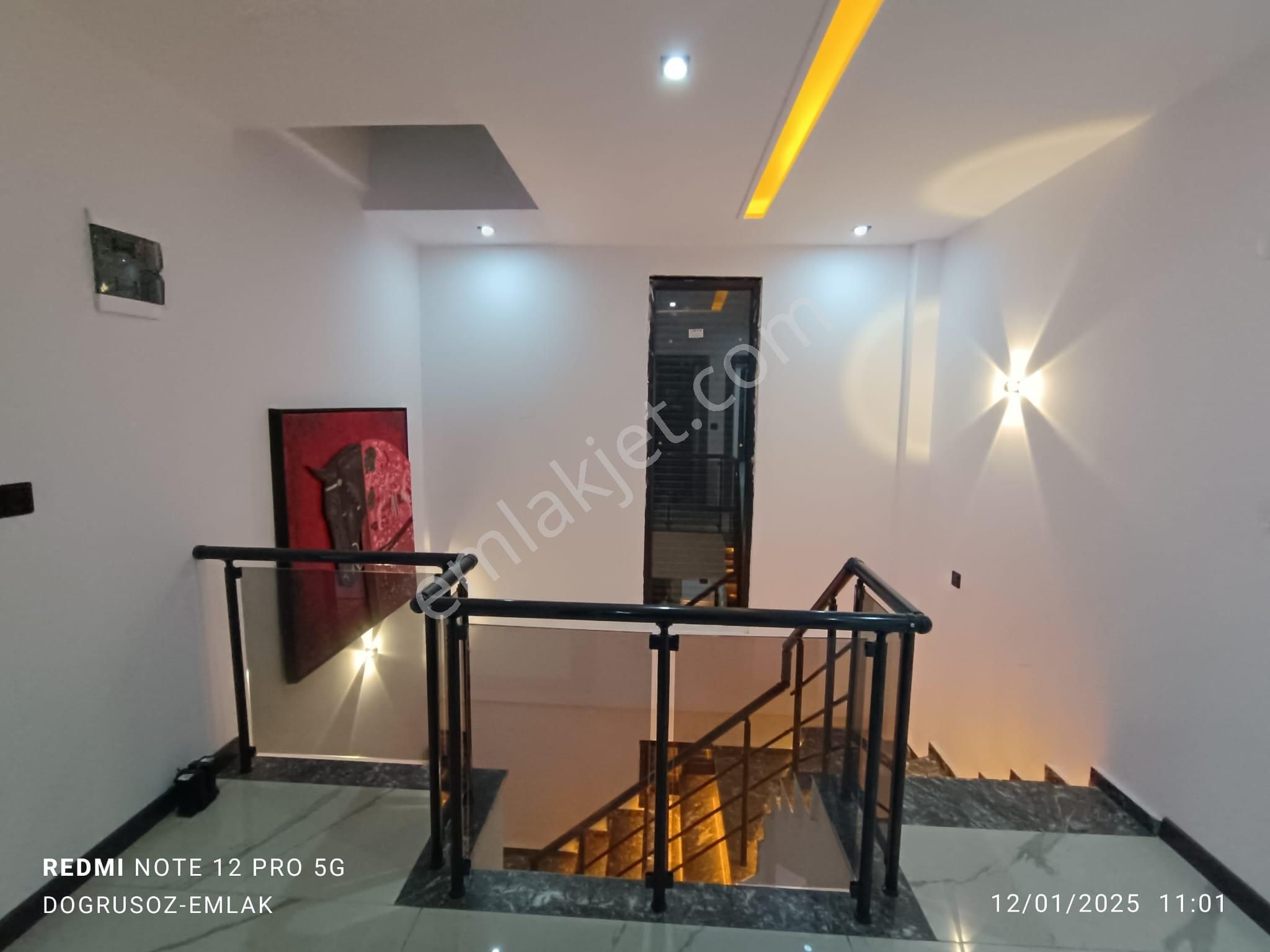 600 M2 Arsa İçinde Havuzlu Özel Otoparklı Tam Müstakil Tripleks Villa - Görsel 29