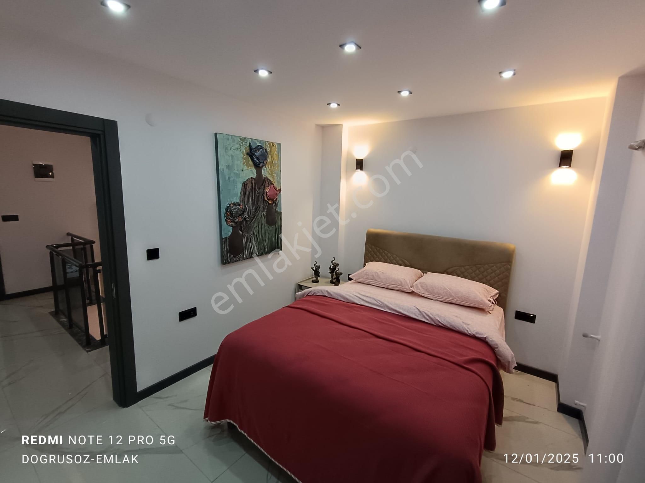 600 M2 Arsa İçinde Havuzlu Özel Otoparklı Tam Müstakil Tripleks Villa - Görsel 21