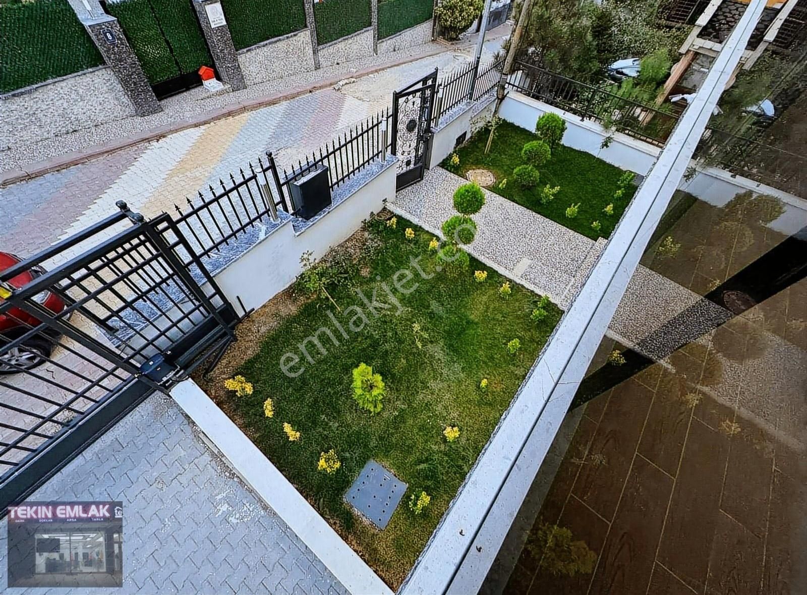 Pursaklar Fatih Satılık Villa Tekin Emlak'tan Fatih Mh 360'm2 7+2 4 Banyo Sıfır Tripleks Villa