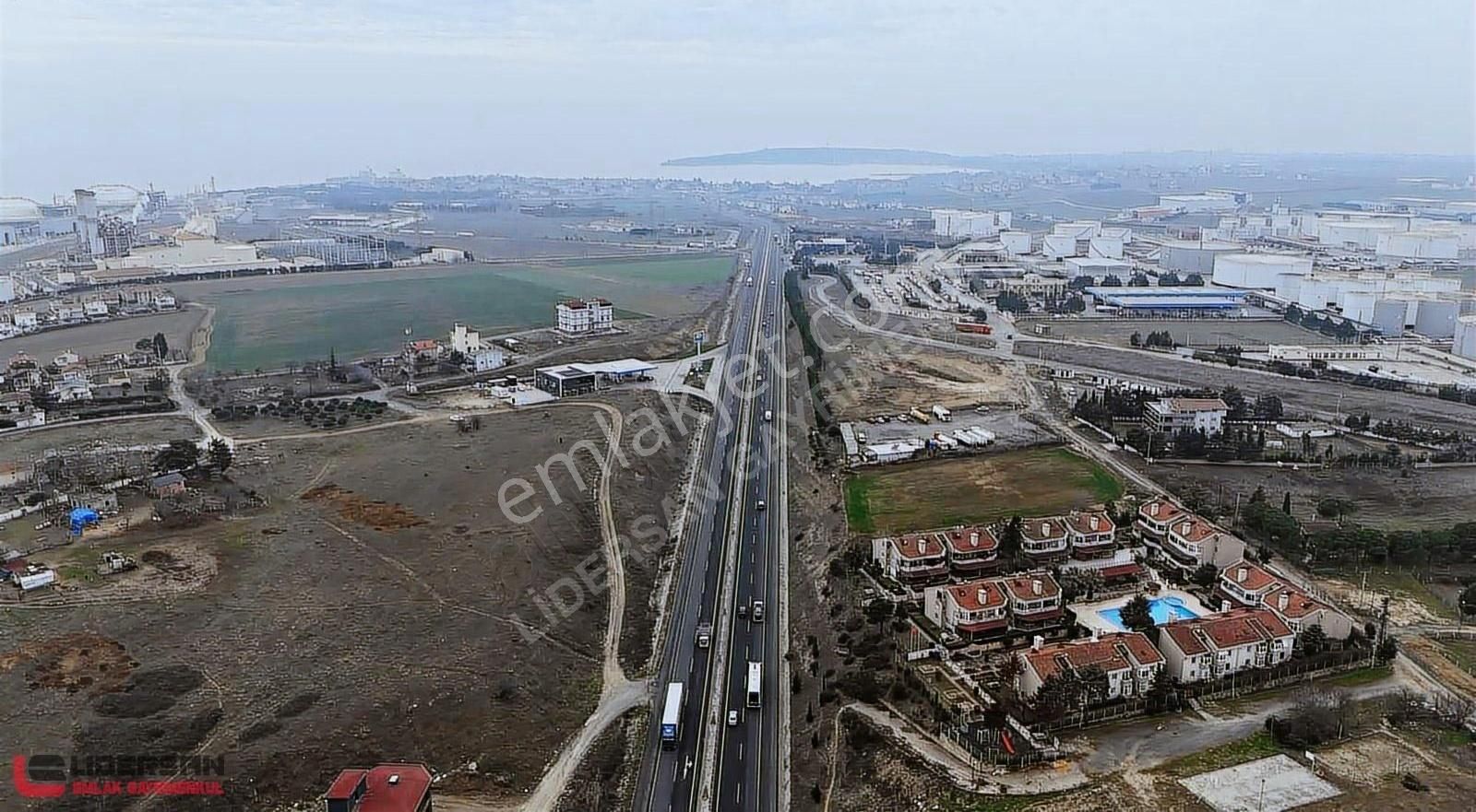 Marmaraereğlisi Sultanköy Satılık Sanayi İmarlı E5 Karayoluna Cephe Opet'e Komşu