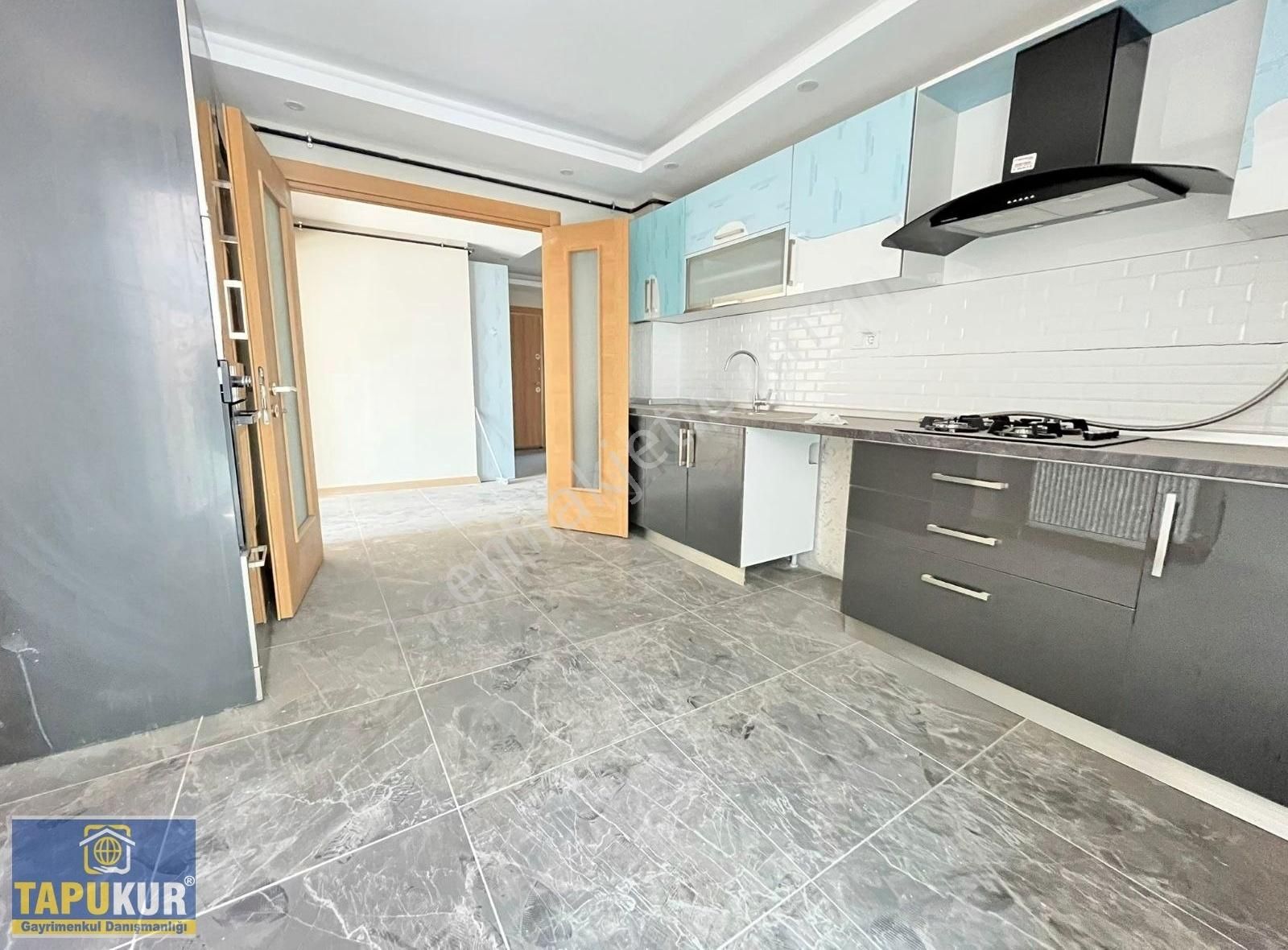 Bağcılar 15 Temmuz Satılık Daire Site İçinde Satılık 3×1 170m2 Daire