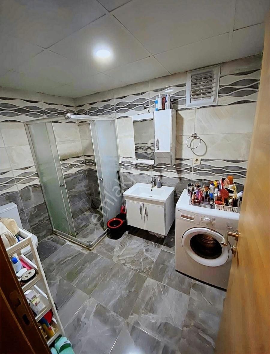 Üniversite Karşısı Satılık 1+1 Daire - Görsel 2