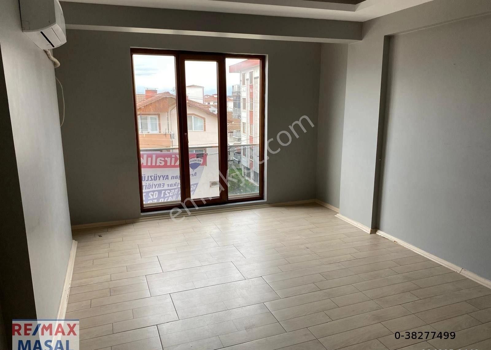 Hendek Yeni Kiralık Daire Re/max Aşkar Eryiğit'ten 3+1 Yeni Binada Kiralık Daire