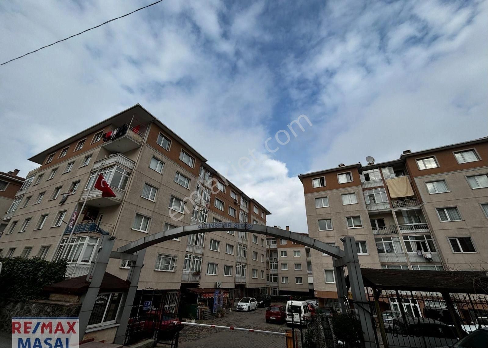 Ümraniye Altınşehir Satılık Daire Ümraniye Altınşehir Sitesinde 3+1 Satılık Daire