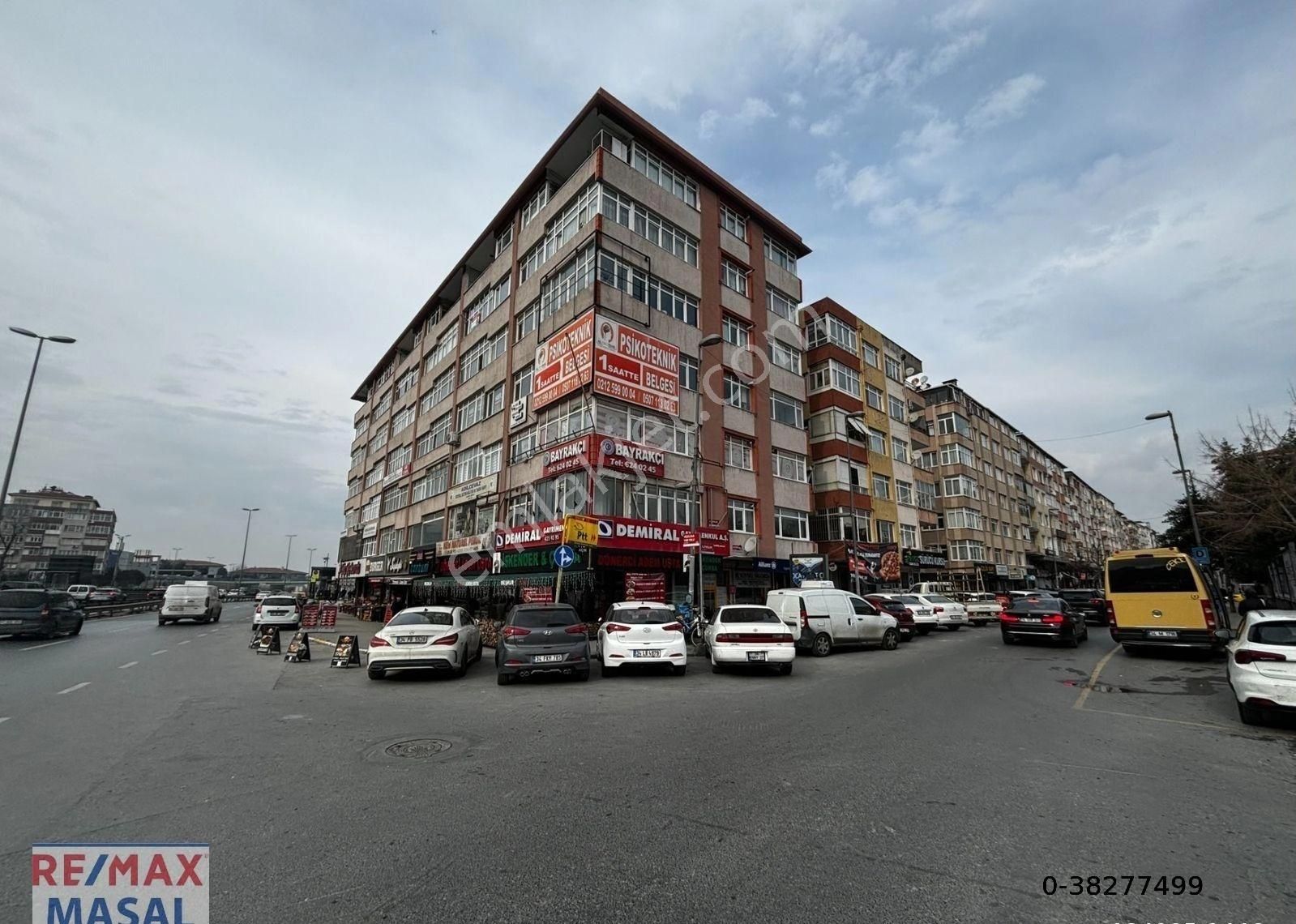 Küçükçekmece Cennet Satılık Apartman Dairesi Küçükçekmece Cennet Mh Metrobüse Cephe 2+1 Satılık Ofis&büro