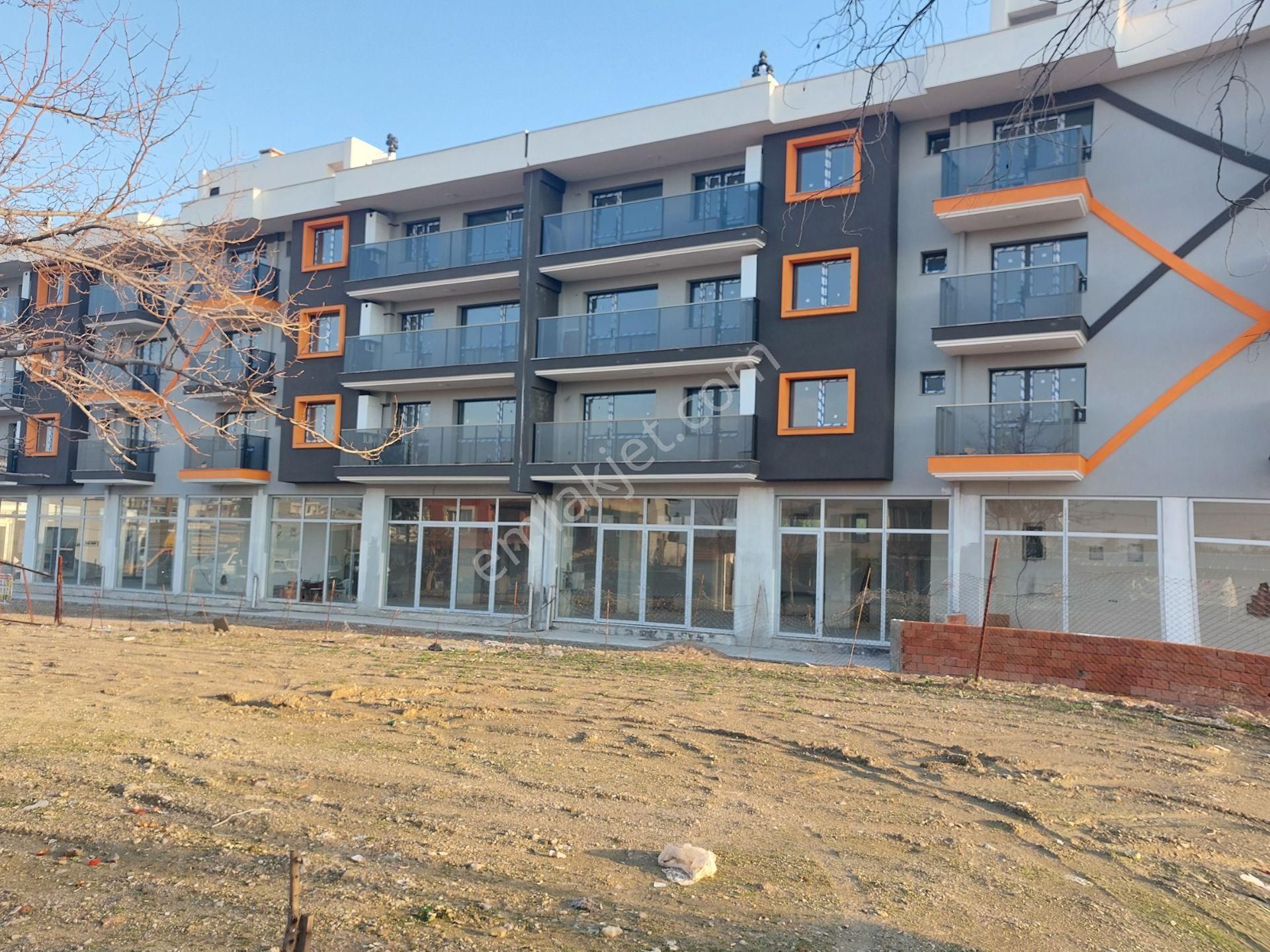 Buca İnönü Kiralık Dükkan & Mağaza Buca Otokent Yakını 540m2 Kurumsala Kiralık Ticari Dükkan