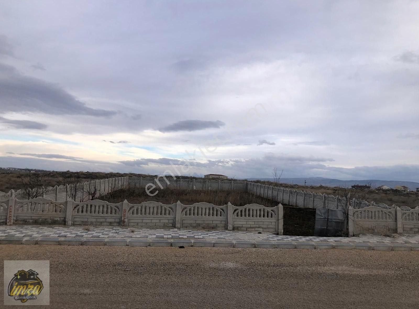 Afyon İmza Emlaktan Kiralık Hocaahmet Yesevi Mh Arsa
