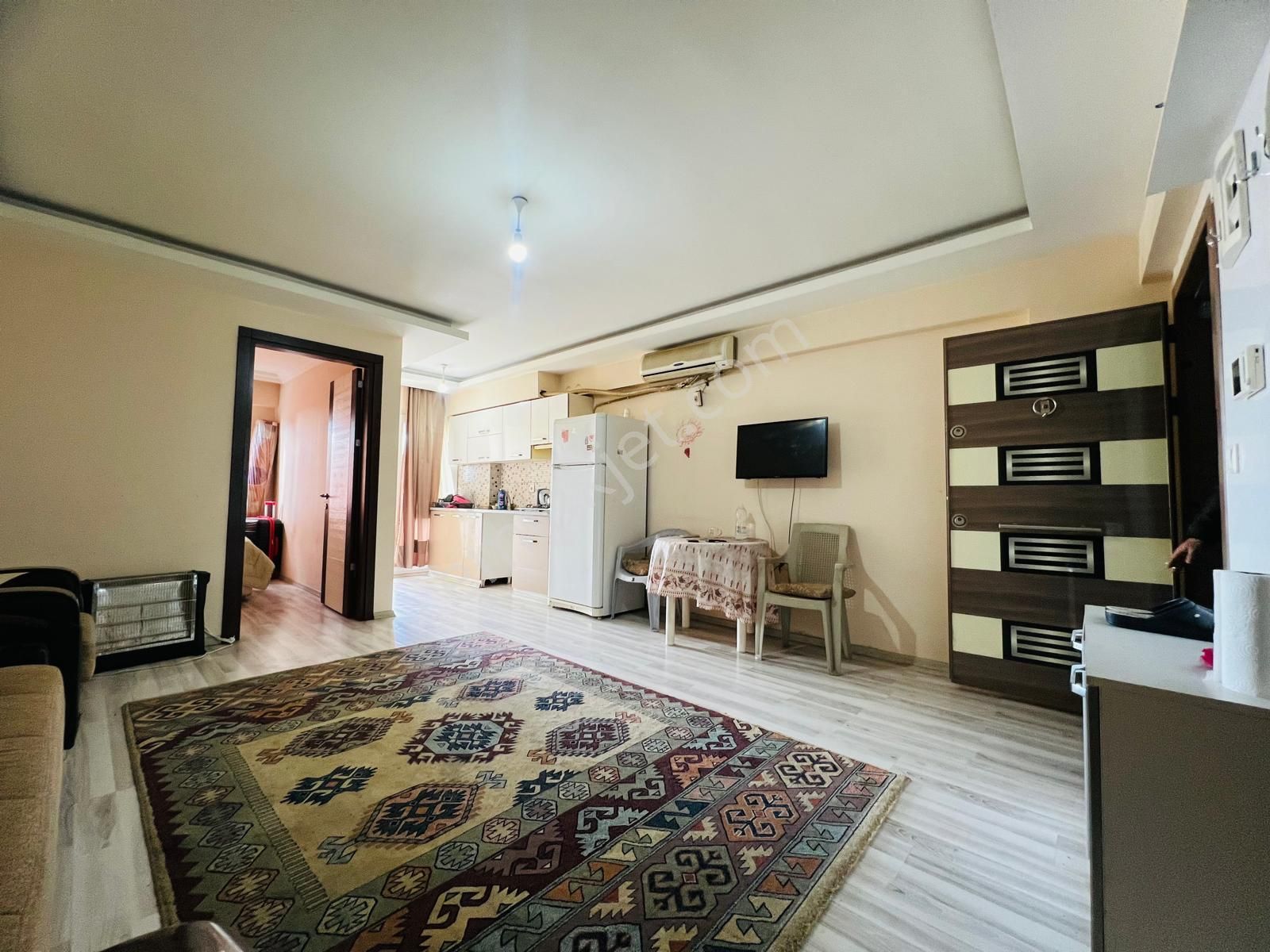 Nazilli Sümer Satılık Daire Nazilli🏡emlaktan-satılık Sümerde Geniş Teraslı 2 Adet 1+1 Daire Tek Tapu