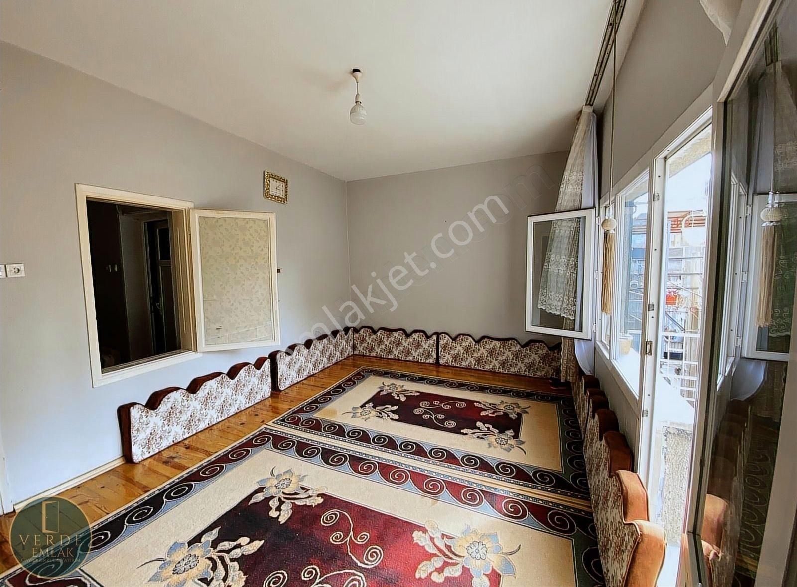 Bornova Çamdibinde 2+1 Satılık Daire - Görsel 7