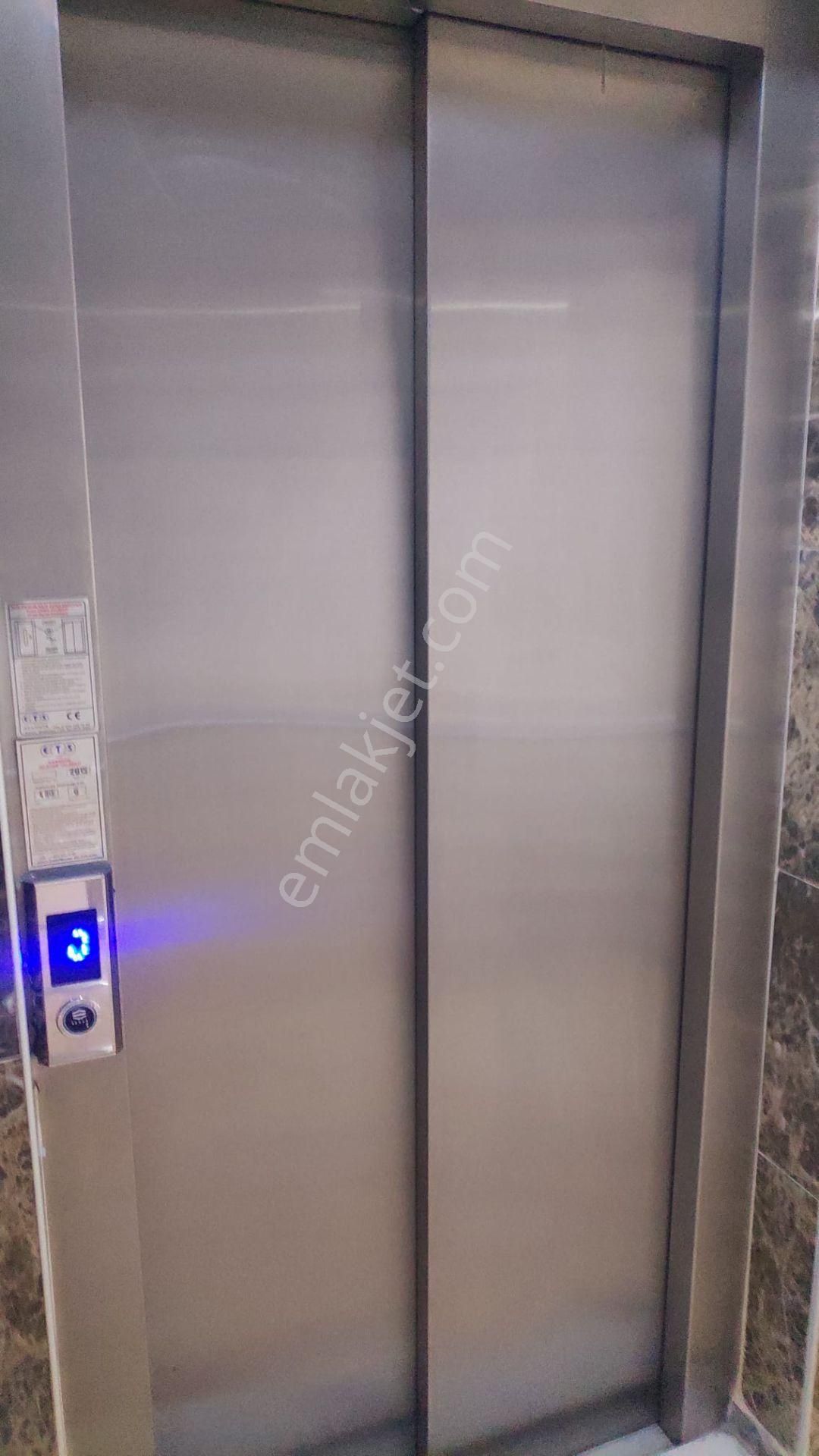 İki Eylül Cad. Yakını Amerikan Mutfak 1+1 Kiralık Daire Foresta - Görsel 11