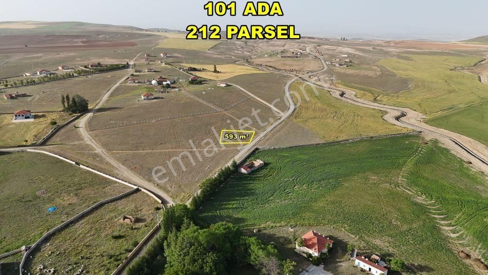 Cihanbeyli Turanlar Satılık Konut İmarlı Konya / Cihanbeyli / Turanlar'da 593 M² İmarlı Arsa