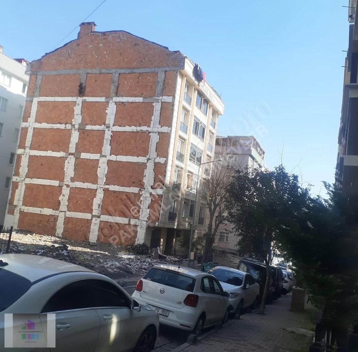 Pakemlakdan 2+1 Fiatına Kelepîr3+1 Arakat 6 Yıllık Binada