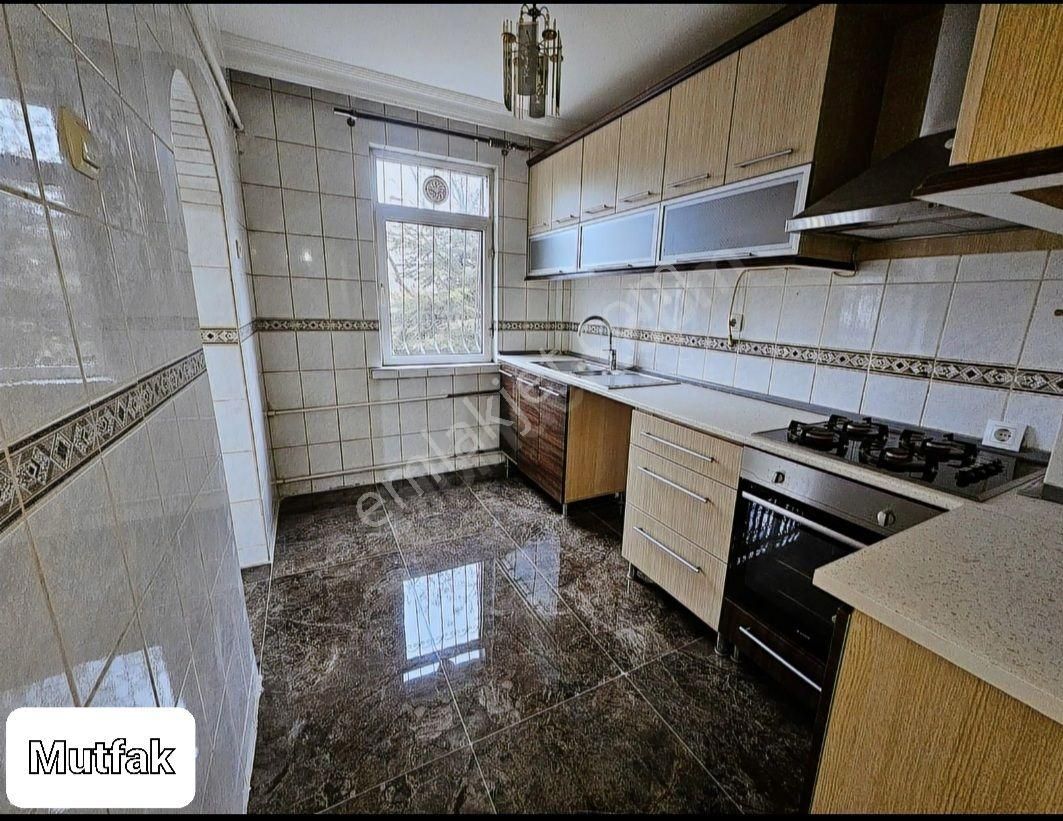 Batıkent Metro Durağında Site İçerisinde Fulyapılı Kiralık Daire - Görsel 2