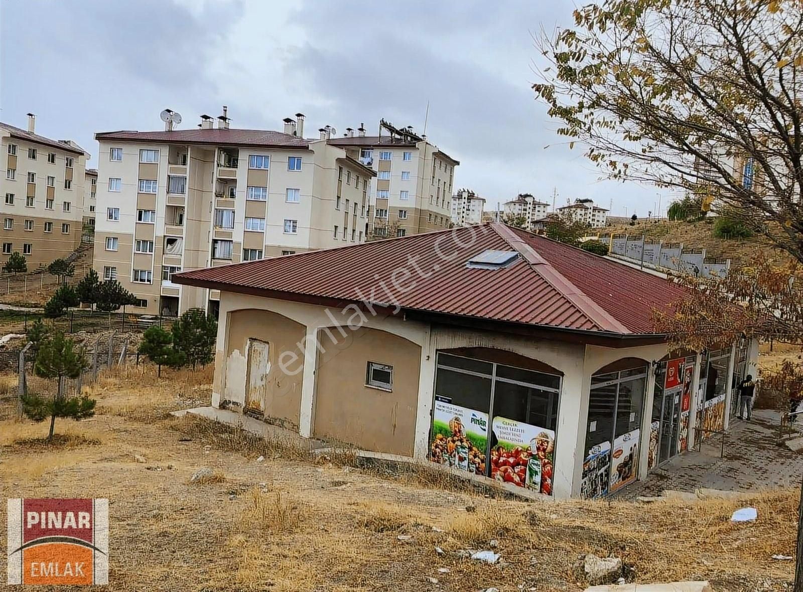 Edremit Erenkent Satılık Ticari İmarlı Pınar Emlak'tan Edremit/eski Cami Toki Cad.satılık Ticari Arsa