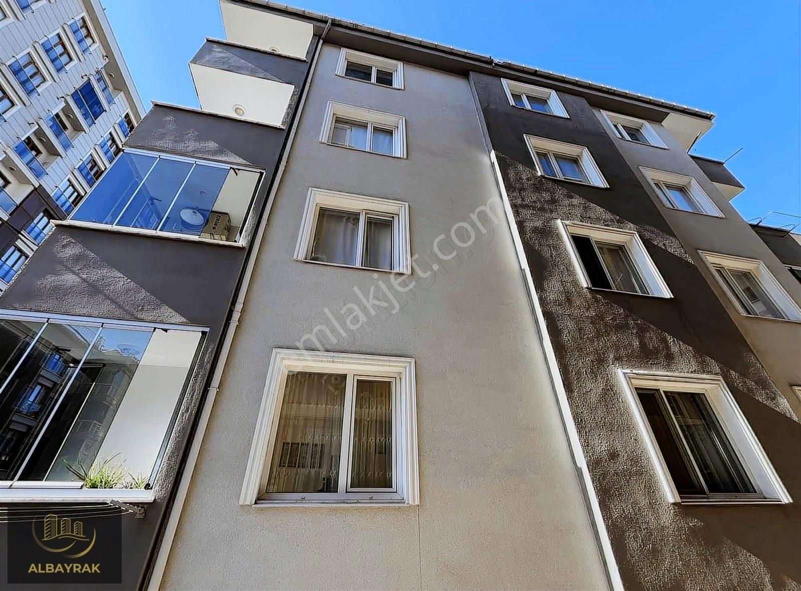 Ümraniye Çakmak Satılık Daire Albayraktan 3+1 125m2-ikbal Cd Komşu-güney Cephe-ferah Daire