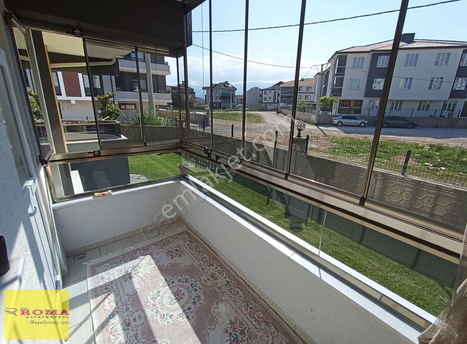 Roma' Dan Kozluca Yolunda Site İçersinde Satılık Daire - Görsel 24