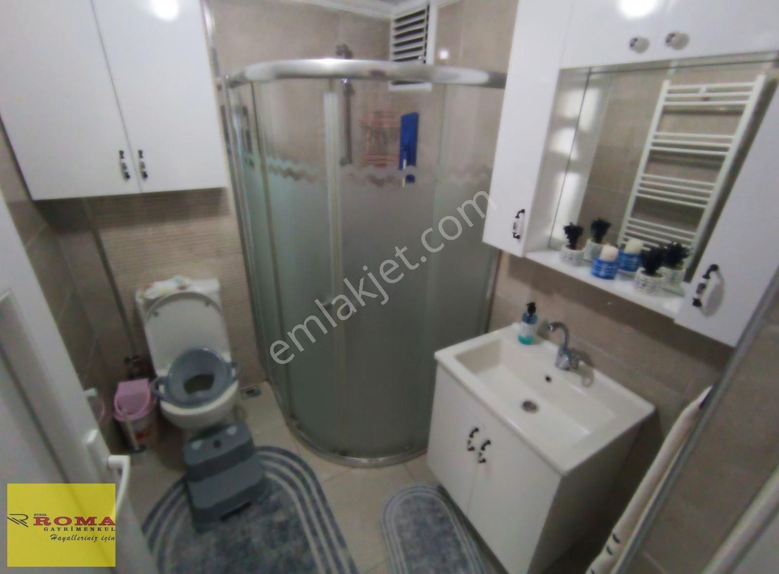 Roma' Dan Kozluca Yolunda Site İçersinde Satılık Daire - Görsel 22