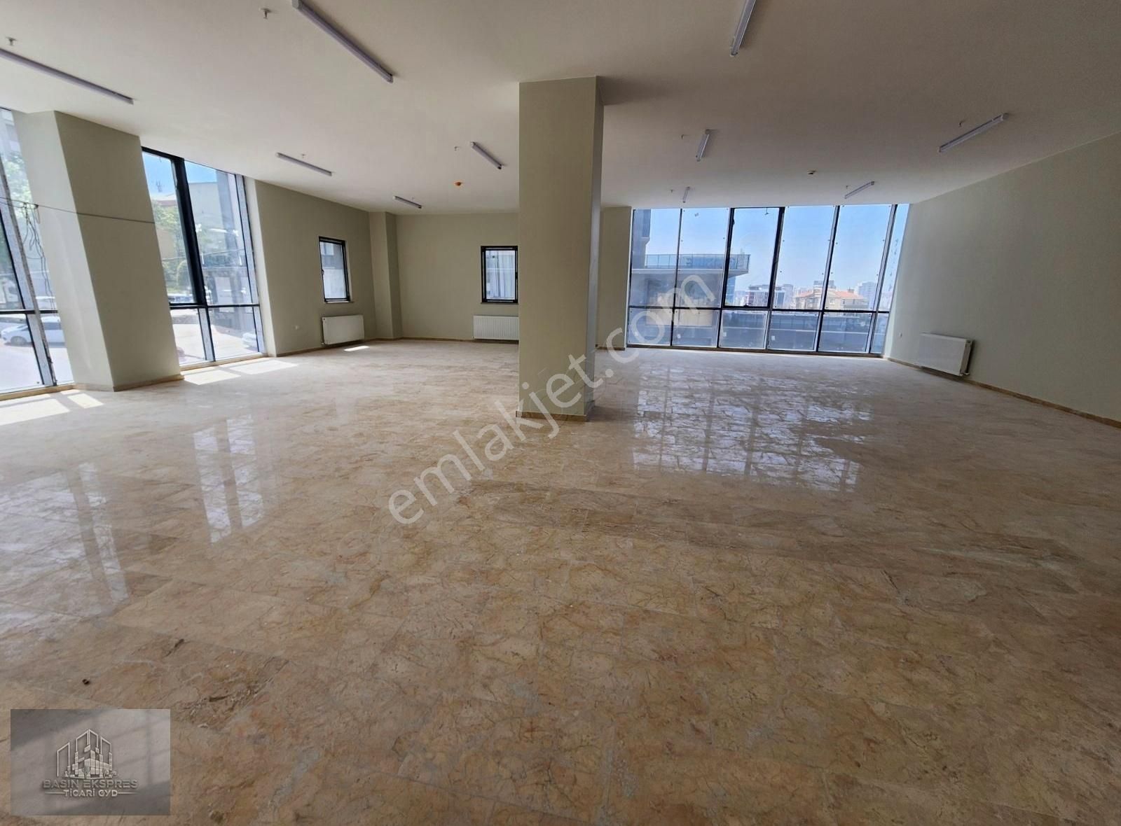 Sulyapıdan 400 M2 Kiralik Sıfır Plaza Katları - Görsel 9