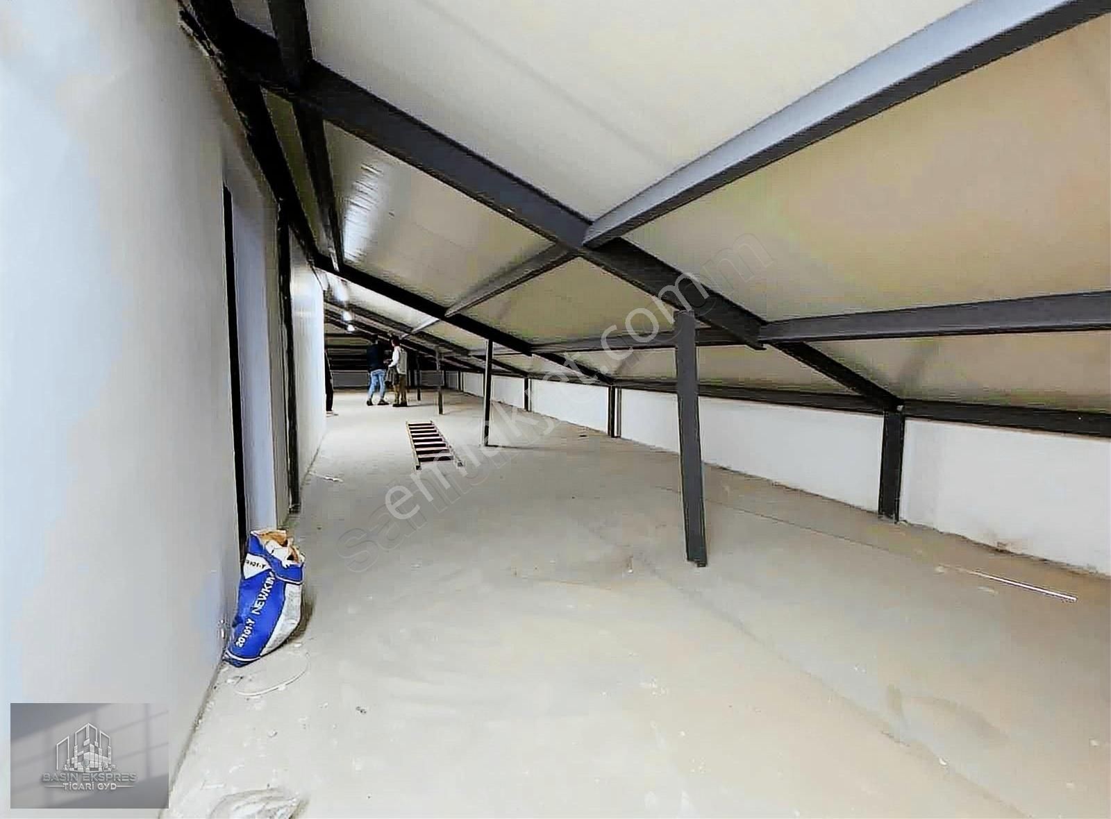 Sulyapıdan Komple Kiralık Plaza Sıfır İskanlı - Görsel 11