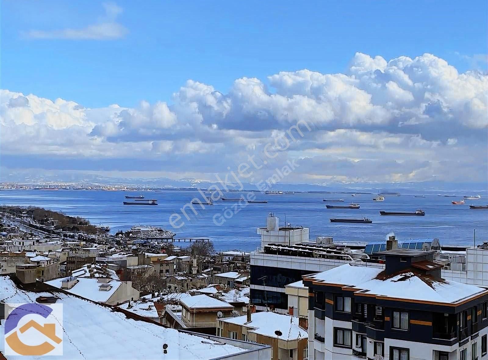 Kartal Yukarı Satılık Daire Emsalsiz Butik Bina Ara Kat 3+1 Deniz Manzaralı Marmaraya Yakın