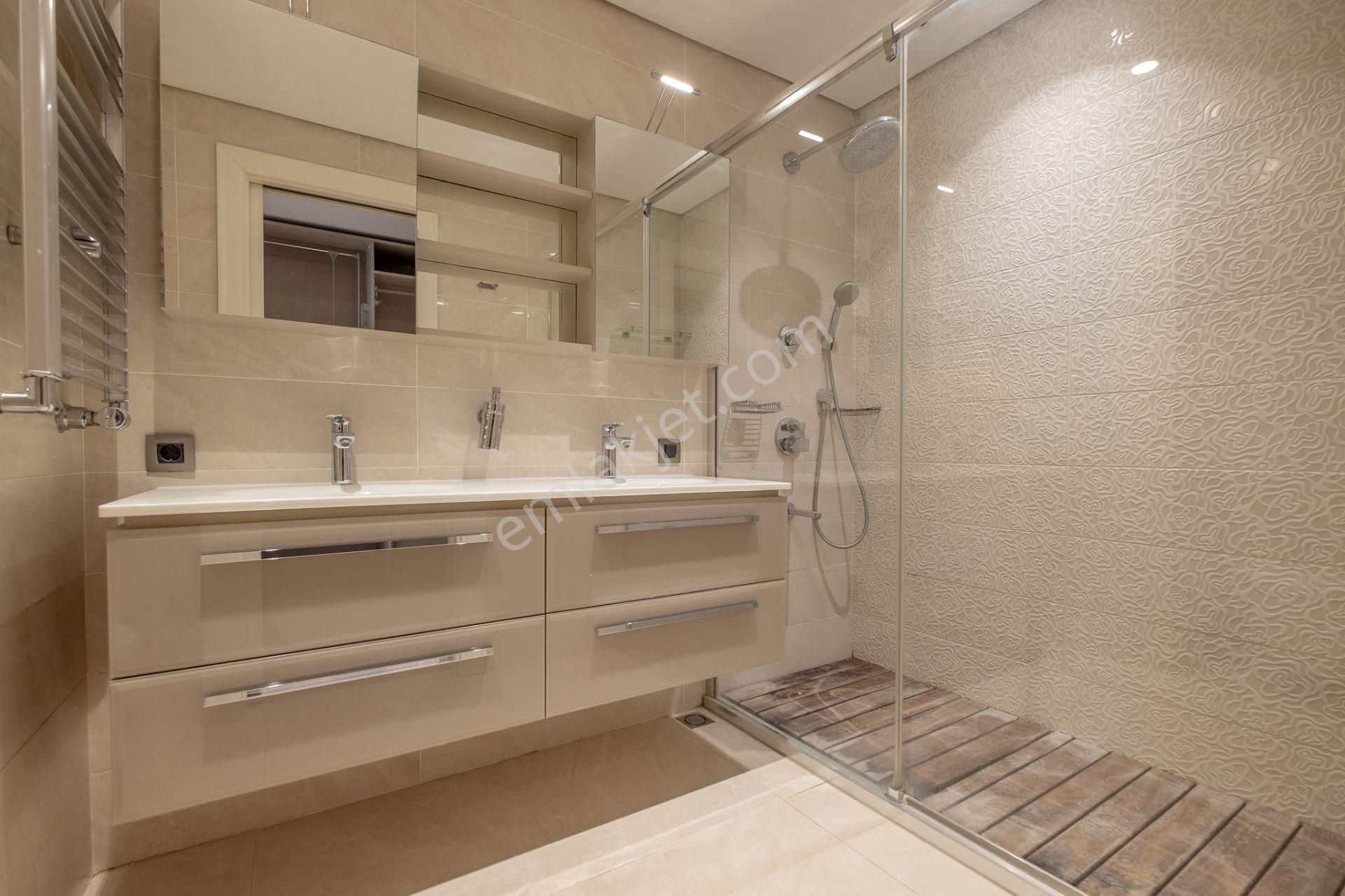 Dağıstan Gayrimenkul Koru Florya Deniz Ve Göl Manzaralı 4+1 - Görsel 32