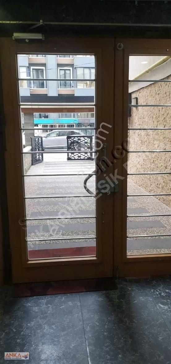 Ataşehir Esatpaşa Kiralık Daire Merkez Emlak 18 Den Site İçerisinde 1+1 Daire