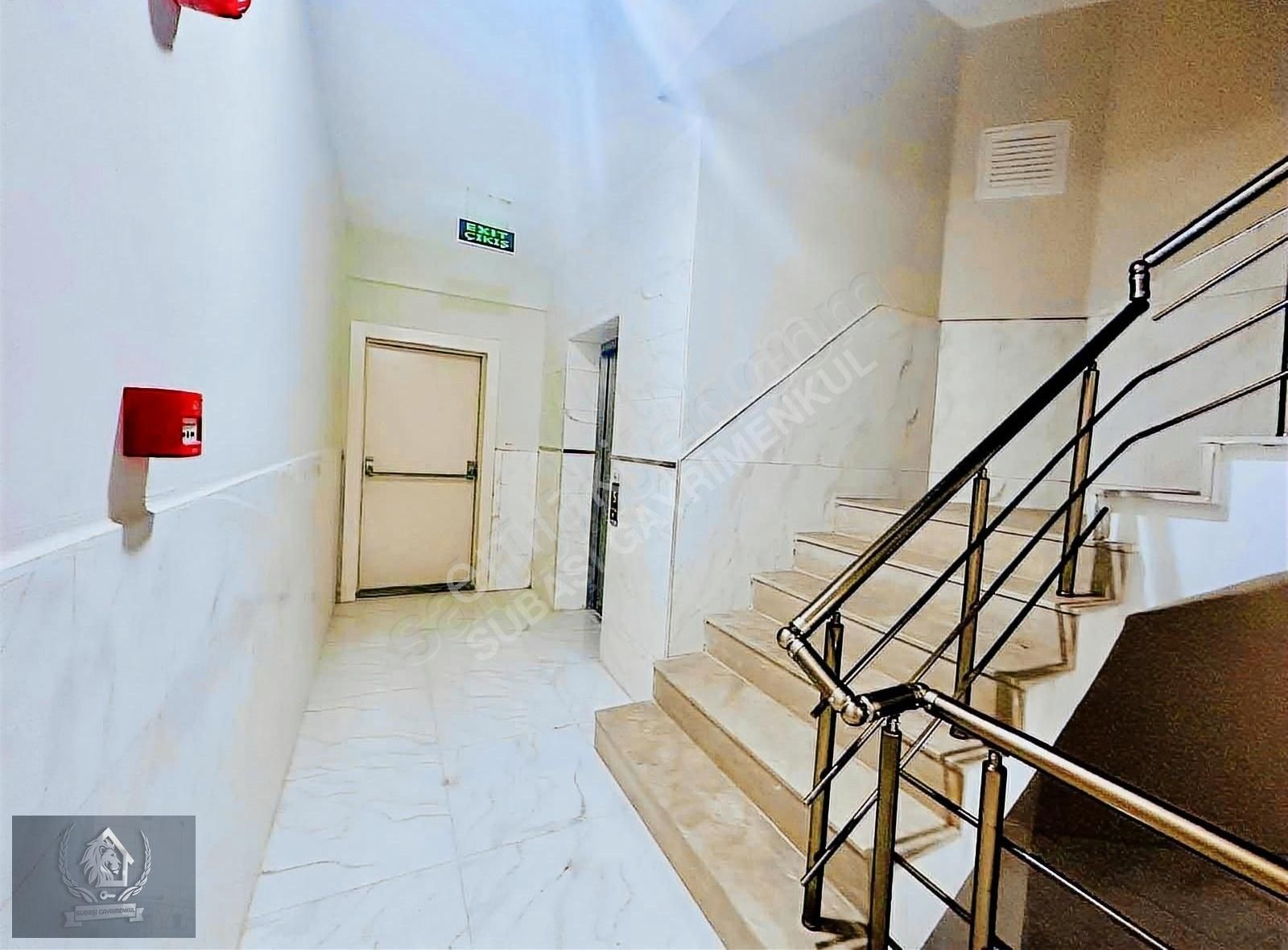 V.karşıyaka'da Ş.hastanesi Yakını E.banyolu Ara Kat 3+1 140m2 - Görsel 5