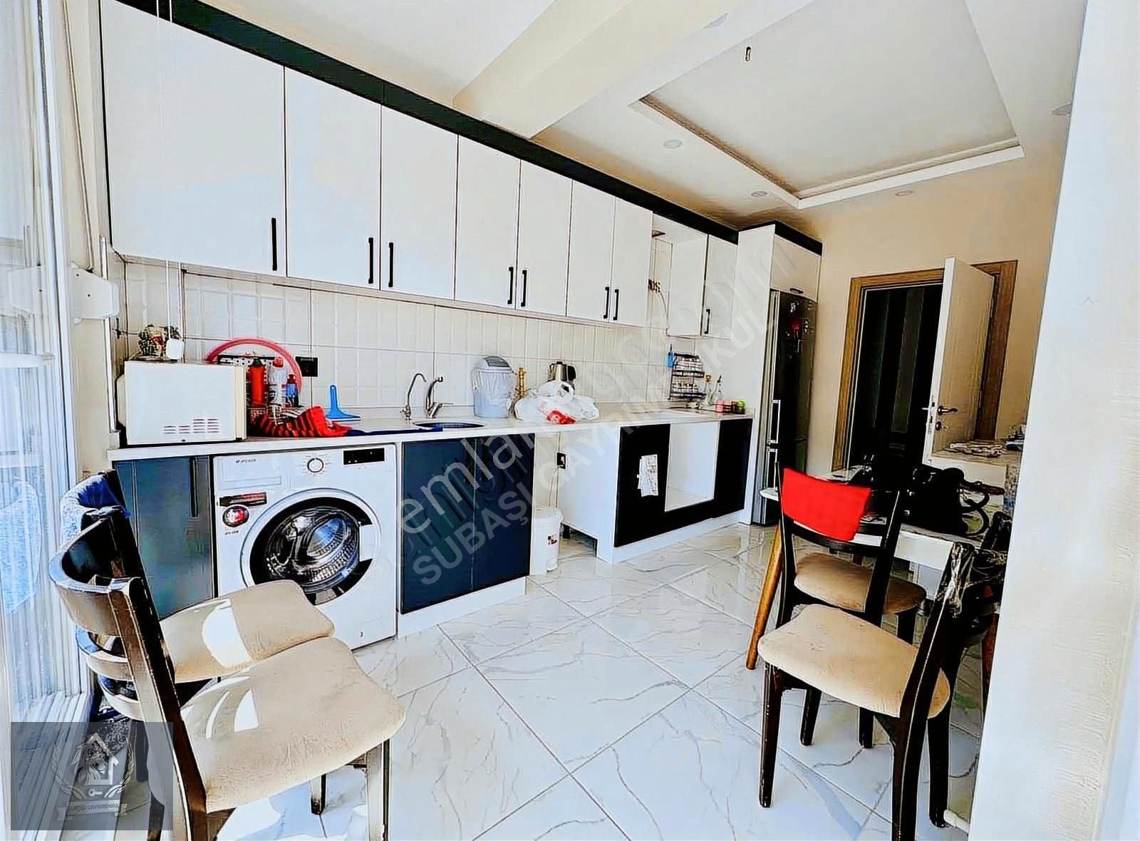 V.karşıyaka'da Ş.hastanesi Yakını E.banyolu Ara Kat 3+1 140m2 - Görsel 23