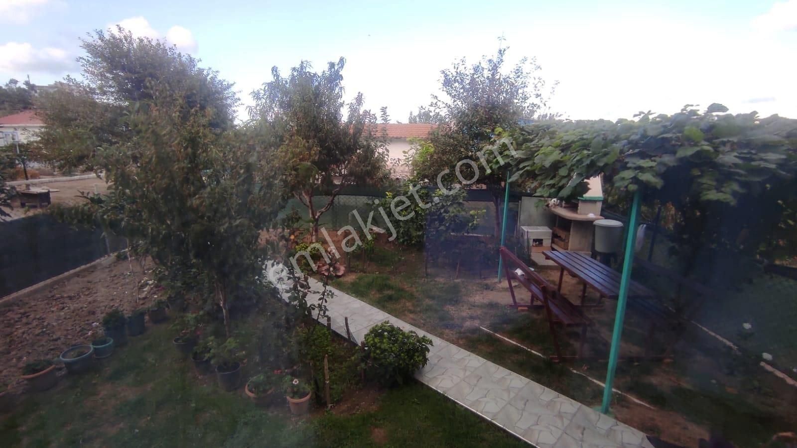 Mesudiye Mah. 552m2 Arsa İçinde 2 Adet 2 Katlı Ev Satılık Yazlık