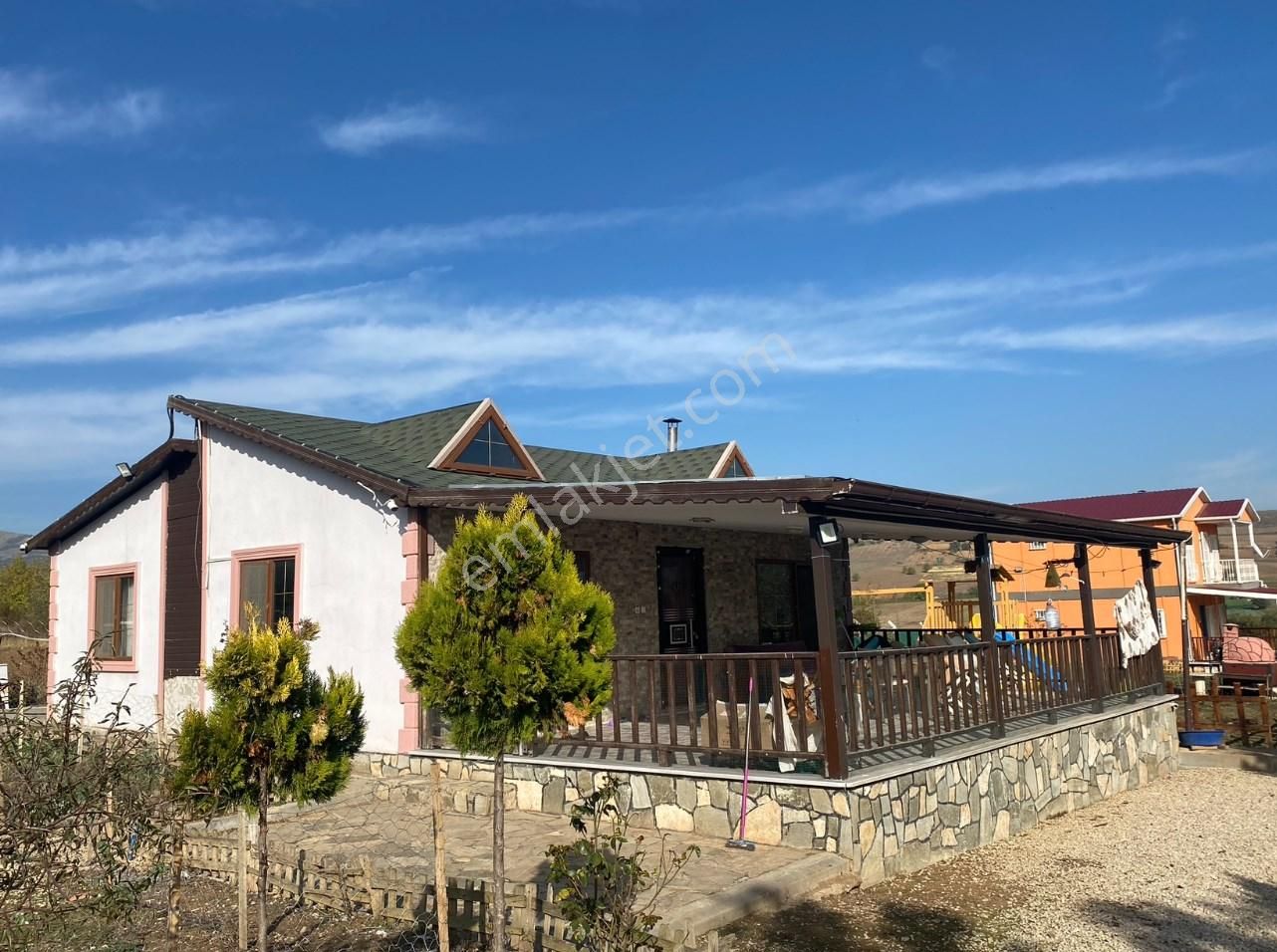 Kozdere Mah 6500m2 Muhteşem Çiftlik Ve Hobi Bahcesi Satılıktır