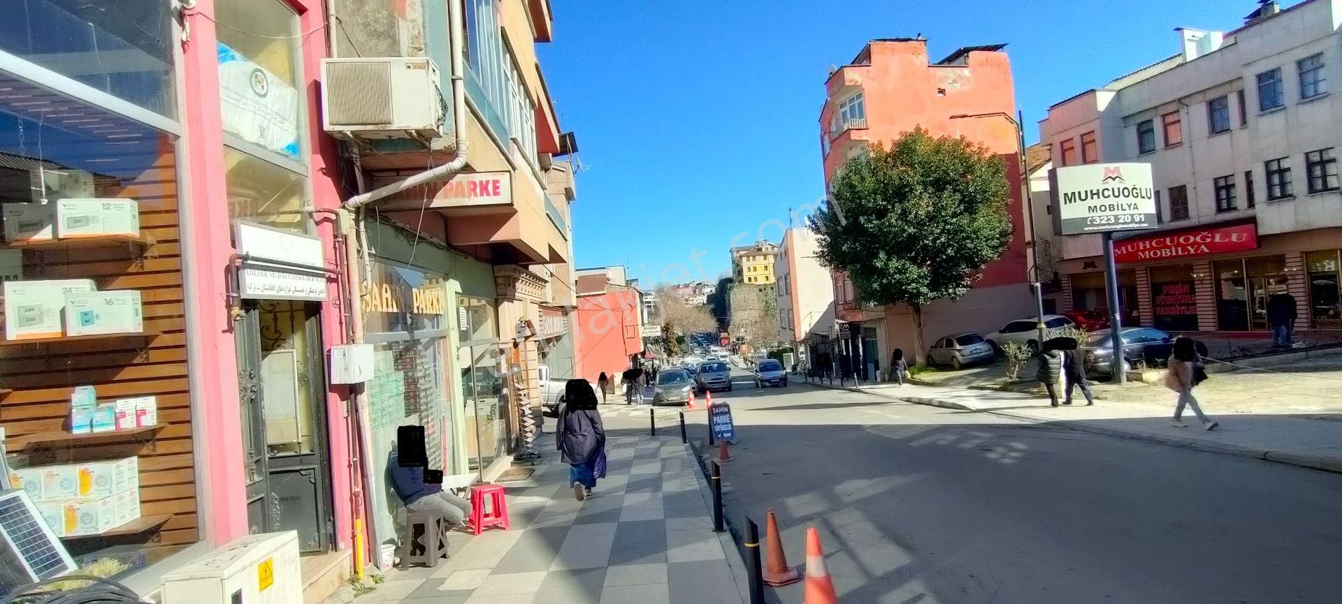 Maraş Caddesi Üzerinde Satılık İş Yeri Komple Bina.2013 De Yenilenmiştir - Görsel 11