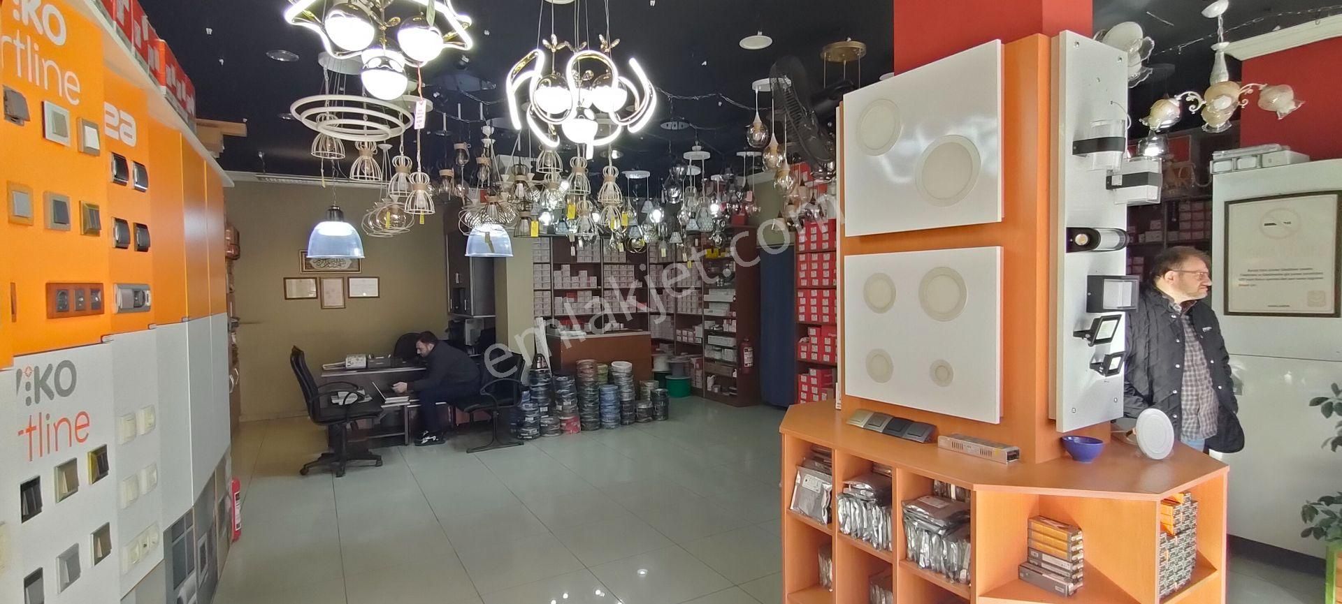 Maraş Caddesi Üzerinde Satılık İş Yeri Komple Bina.2013 De Yenilenmiştir - Görsel 7