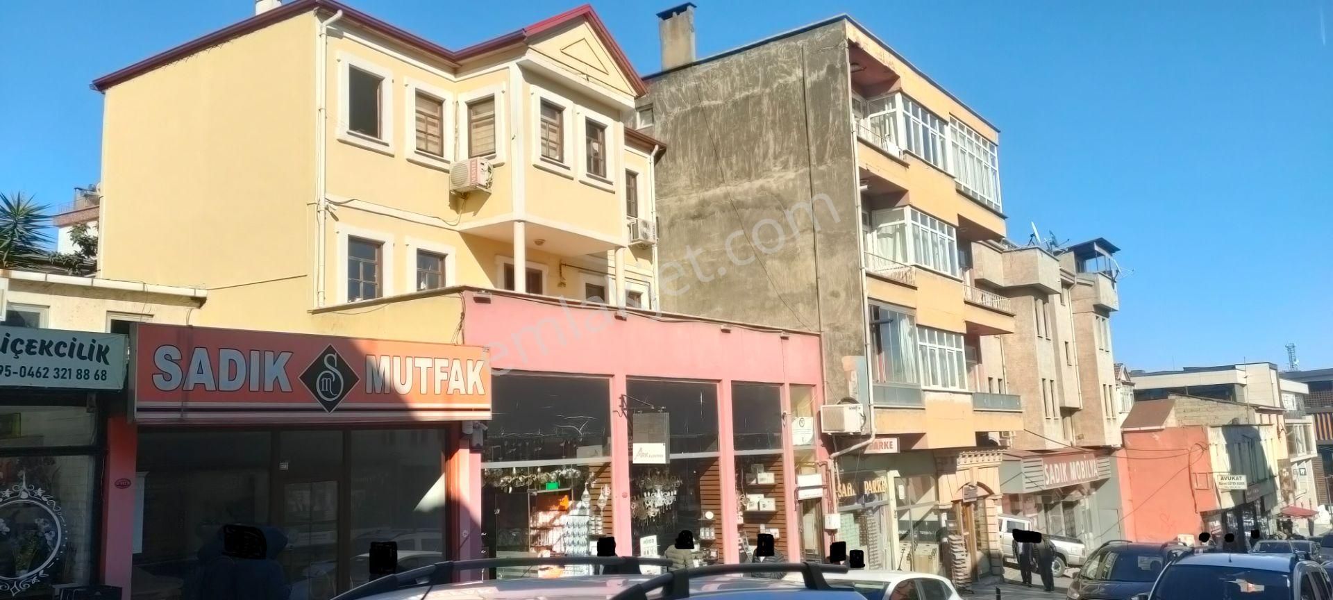 Maraş Caddesi Üzerinde Satılık İş Yeri Komple Bina.2013 De Yenilenmiştir - Görsel 23