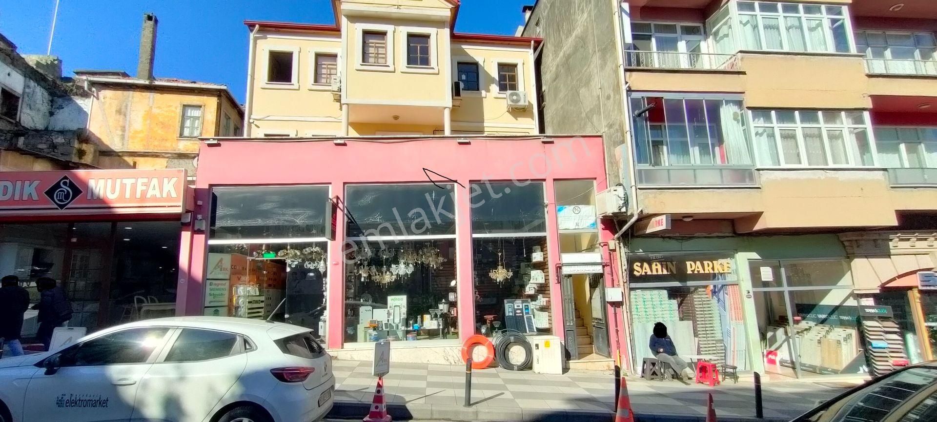 Maraş Caddesi Üzerinde Satılık İş Yeri Komple Bina.2013 De Yenilenmiştir - Görsel 12