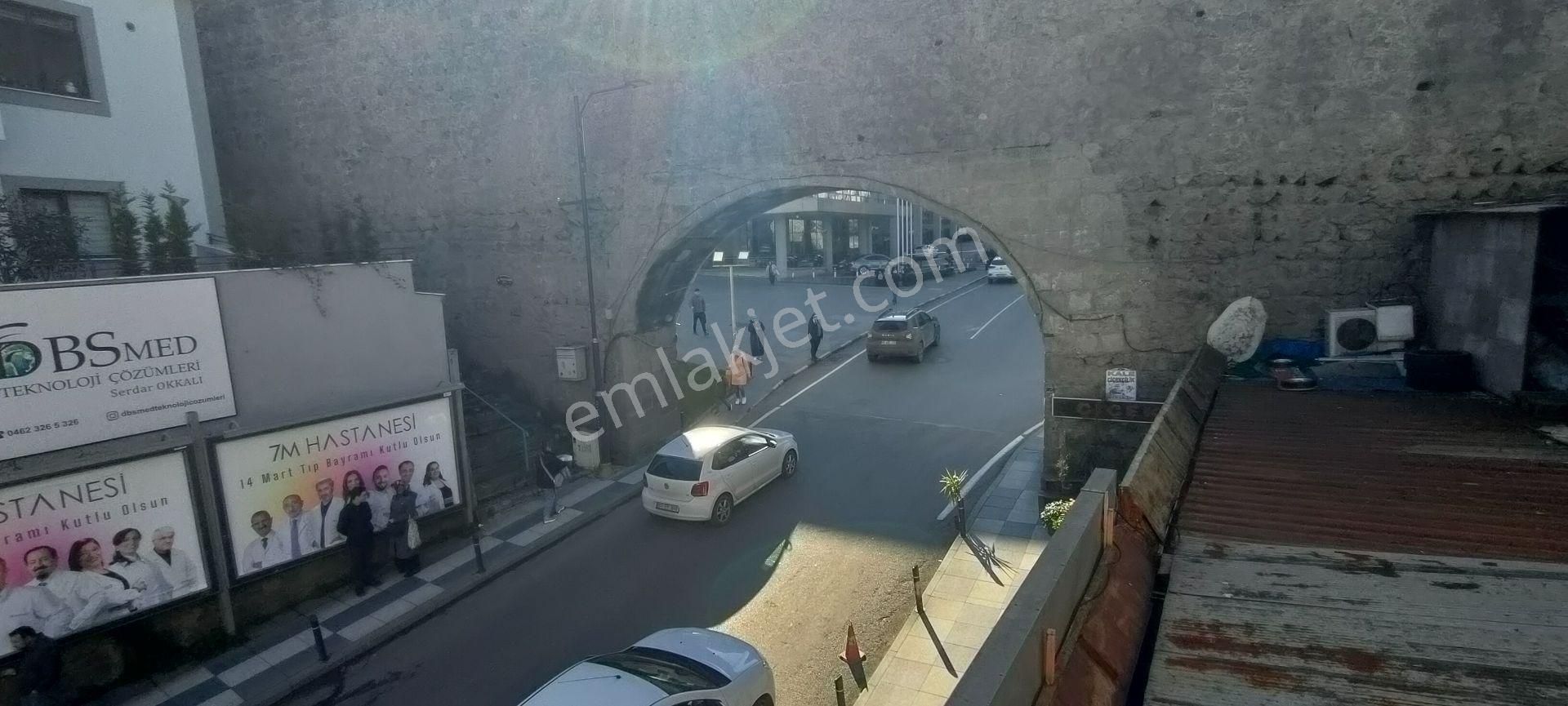 Maraş Caddesi Üzerinde Satılık İş Yeri Komple Bina.2013 De Yenilenmiştir - Görsel 33