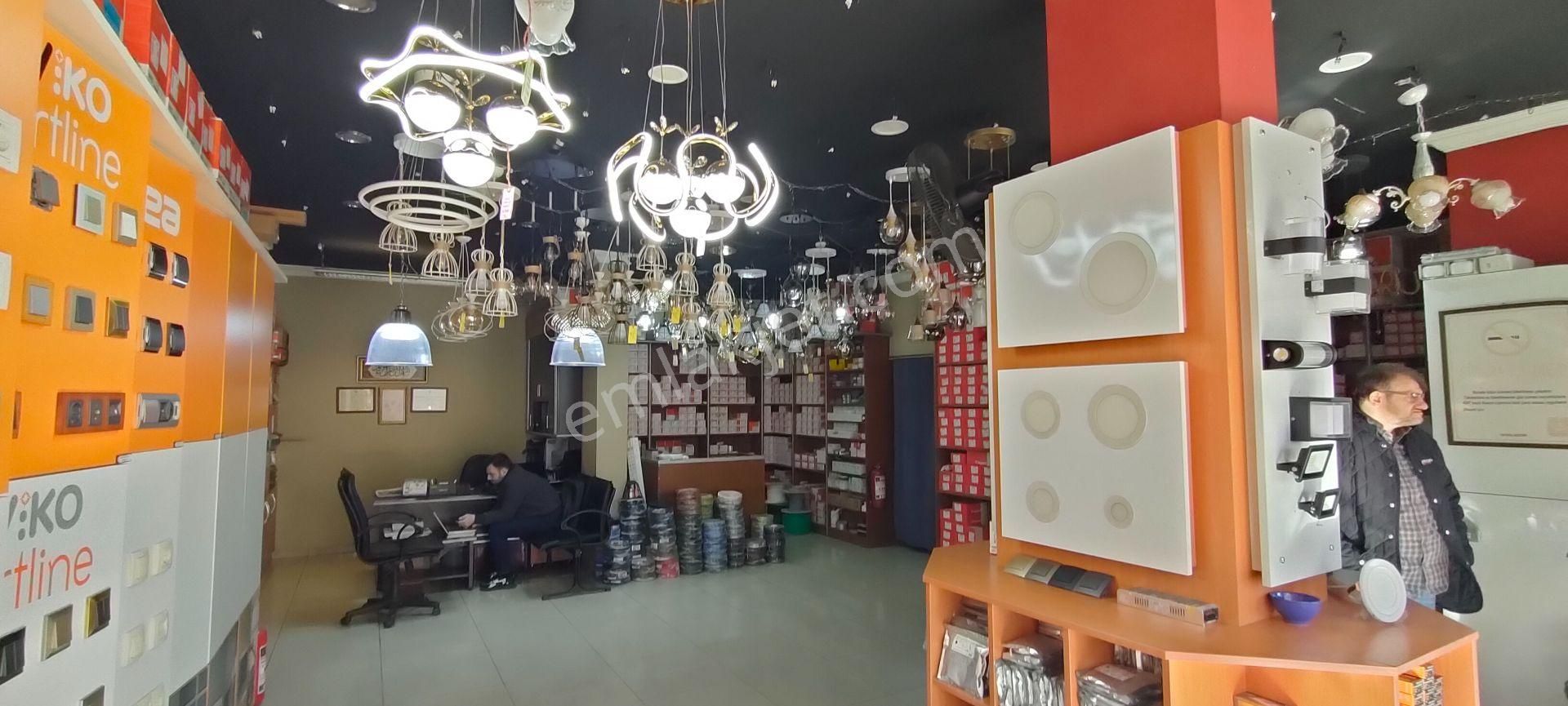 Maraş Caddesi Üzerinde Satılık İş Yeri Komple Bina.2013 De Yenilenmiştir - Görsel 8