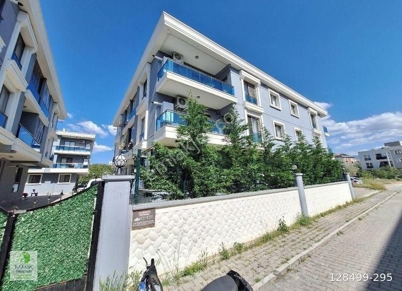 Muradiye Site İçerisinde 2+1 100 M2 Satılık Daire