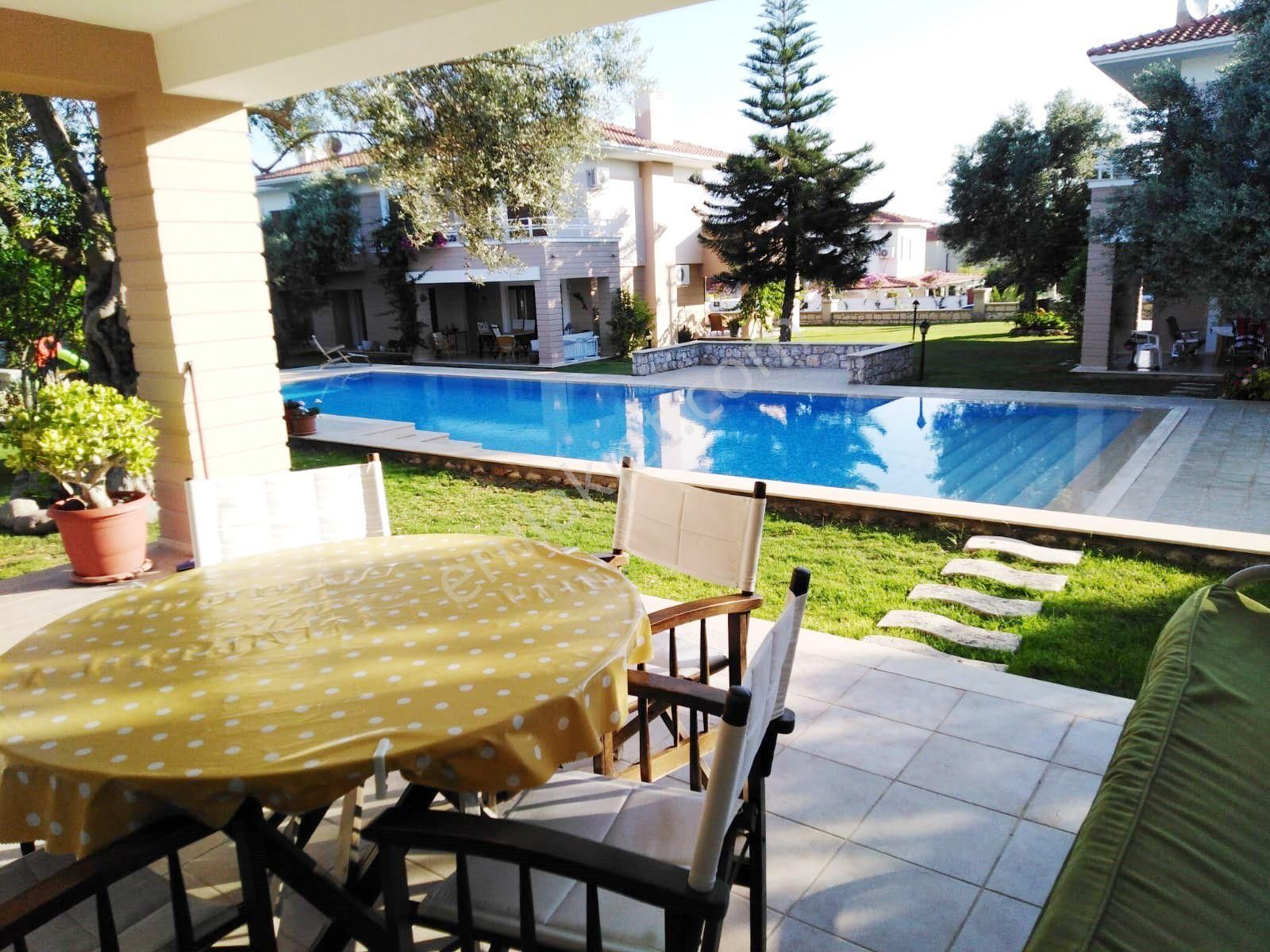 Boyalık Haziran Sonuna Dek Kiralık Denize 400m Havuzlu Site 3+1 - Görsel 4