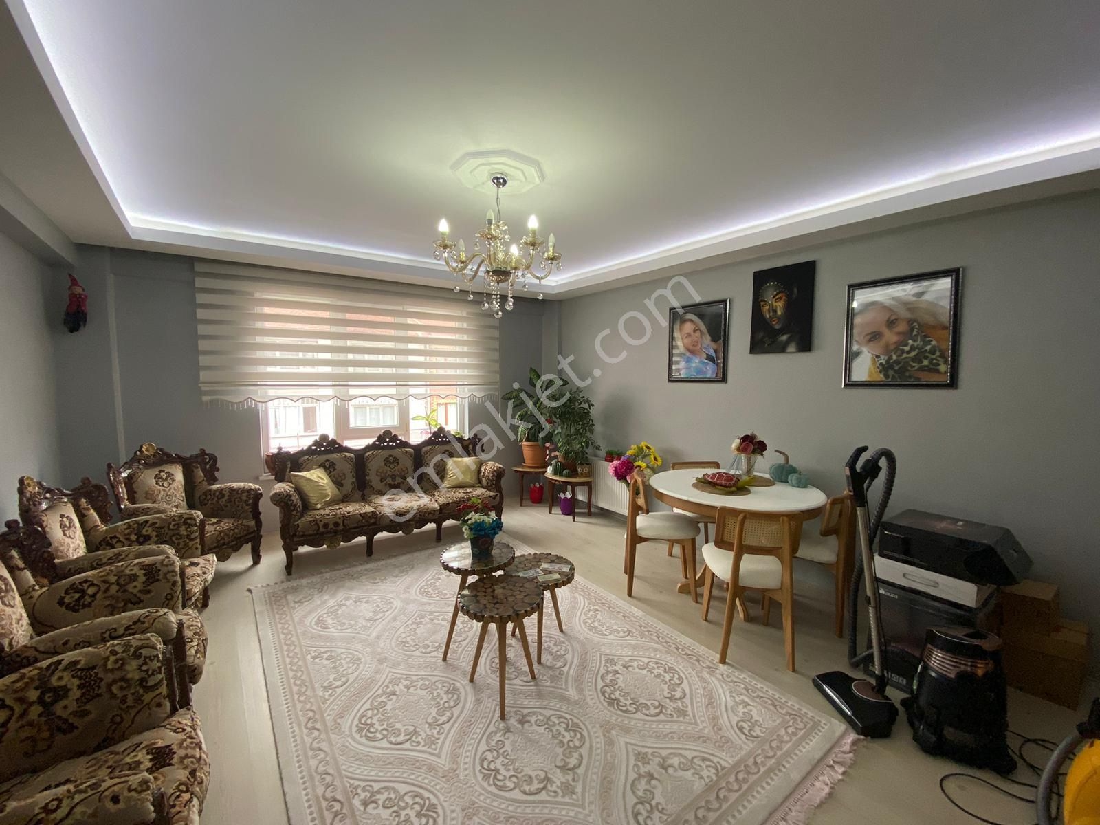 Esentepe Mah. Eğitimciler Caddesi Üzerinde Bakımlı 3+1 Sv-62