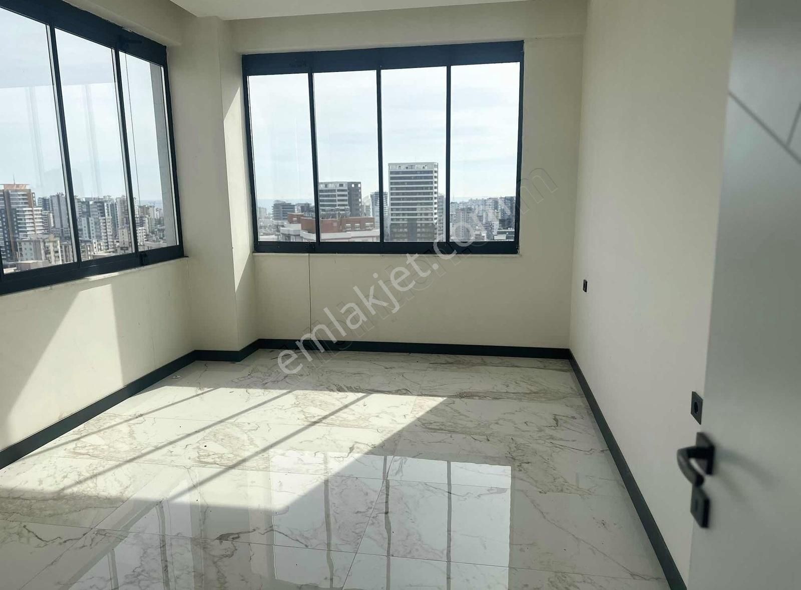 Yenişehir Çiftlikköy Kiralık Daire Afy'den Tip Fakültesi Karşısı Elit Sitede 2+1