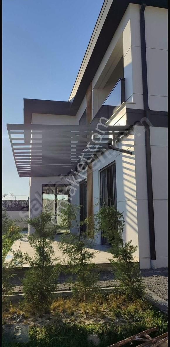 Çorlu Önerler Satılık Villa Çorlu Önerler 4+1 Villa 270 M2 Kullanım Alanı İskanlı Sıfır