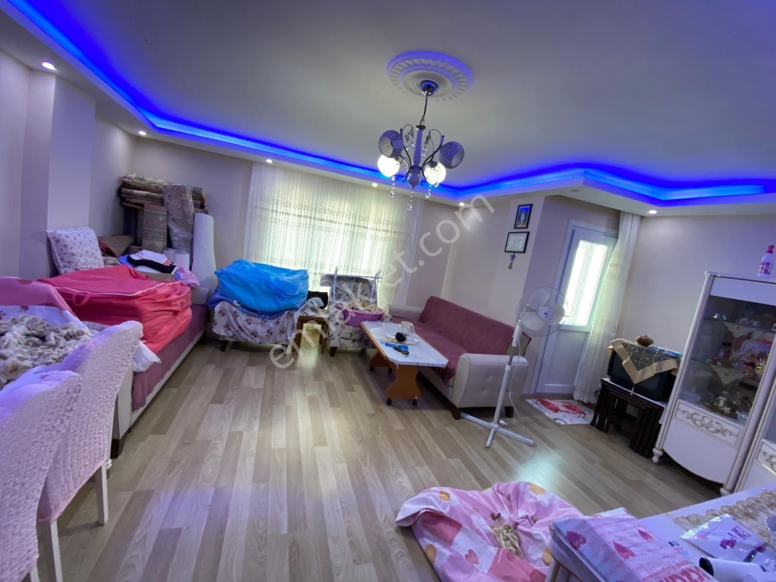 Küçükçekmece Kanarya Marmaraya Yakın Kiralık Daire Loft'tan Kanarya Mah Kıralık 2+1 95m Yeni Yapı Kullanışlı Dairee