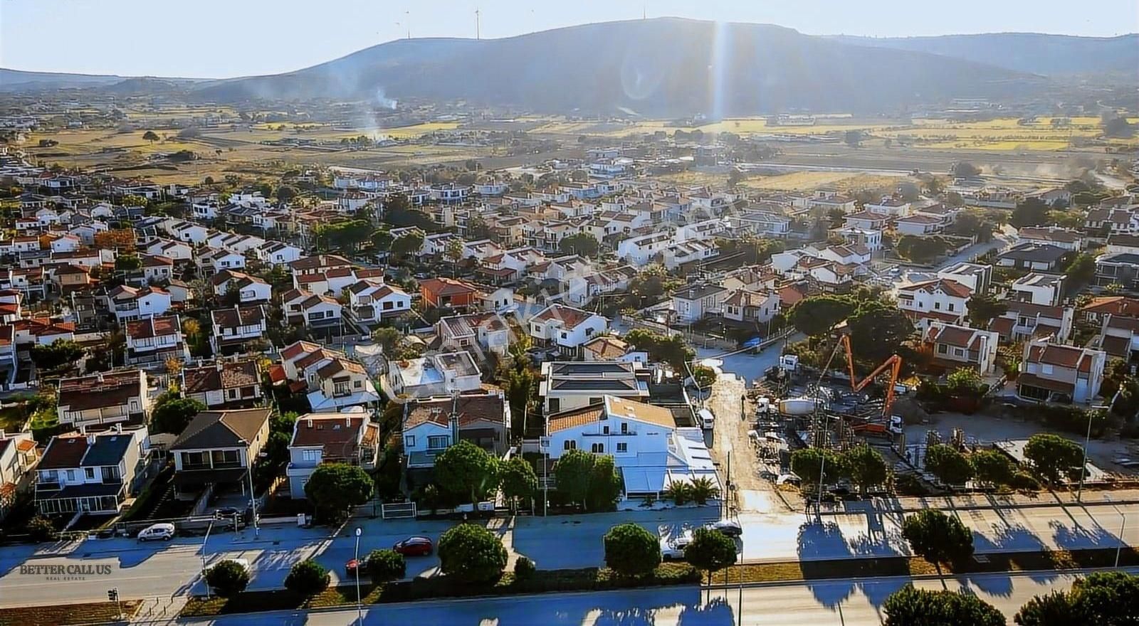 Çeşme Alaçatı Satılık Villa Alaçatıda Satılık Köşe Tripleks Villa