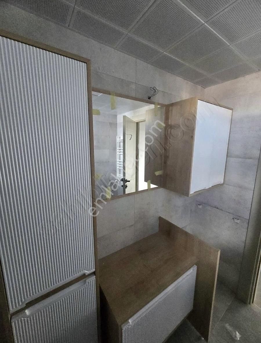 Efendi Mah. Nur Cami Karşısı Satılık Ara Kat Daire - Görsel 3