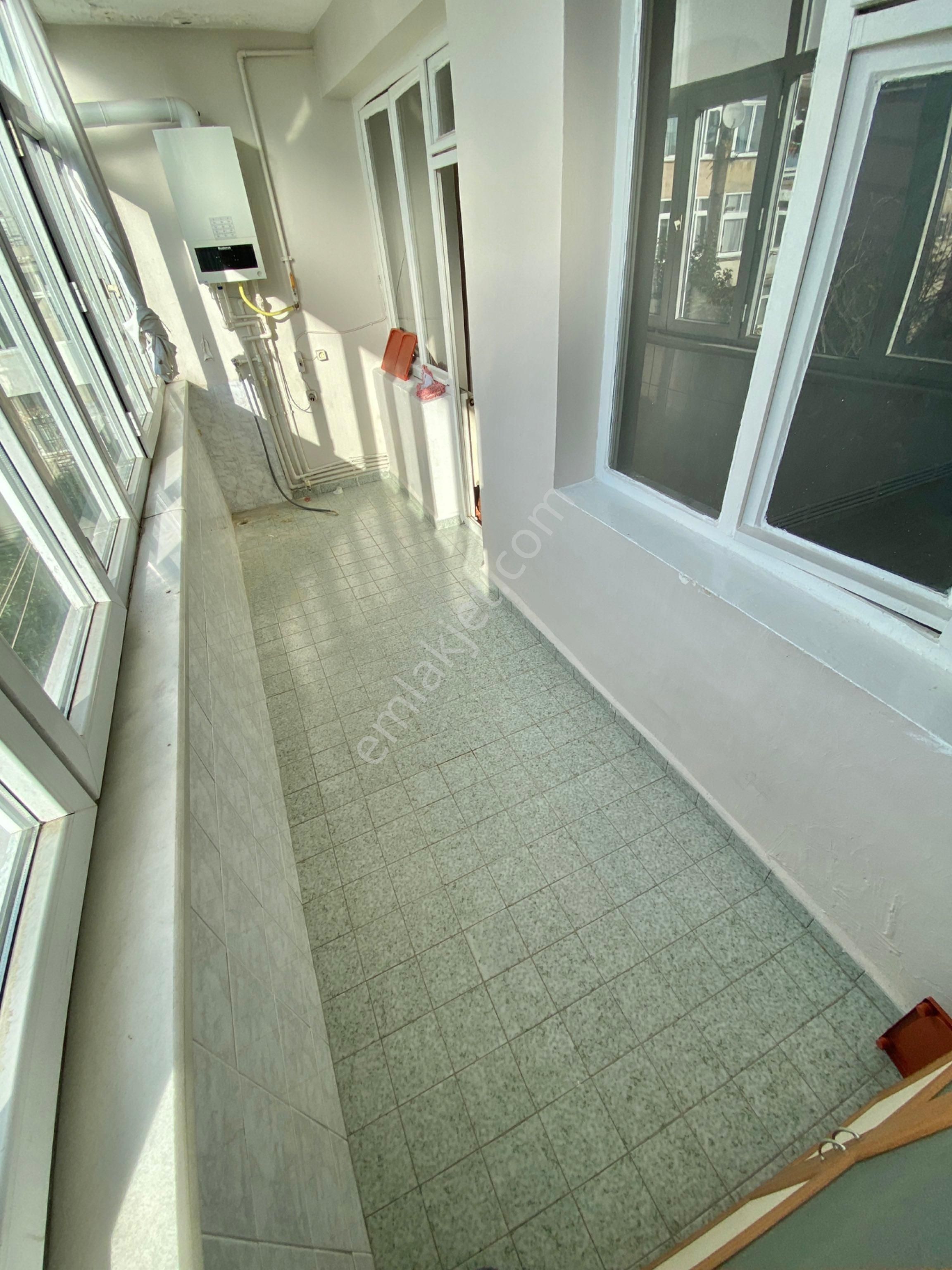 Acil Boş Satılık Daire Seyyid Ömer 90 M2 2+1 3. Ara Kat Açıklamayı Oku - Görsel 12